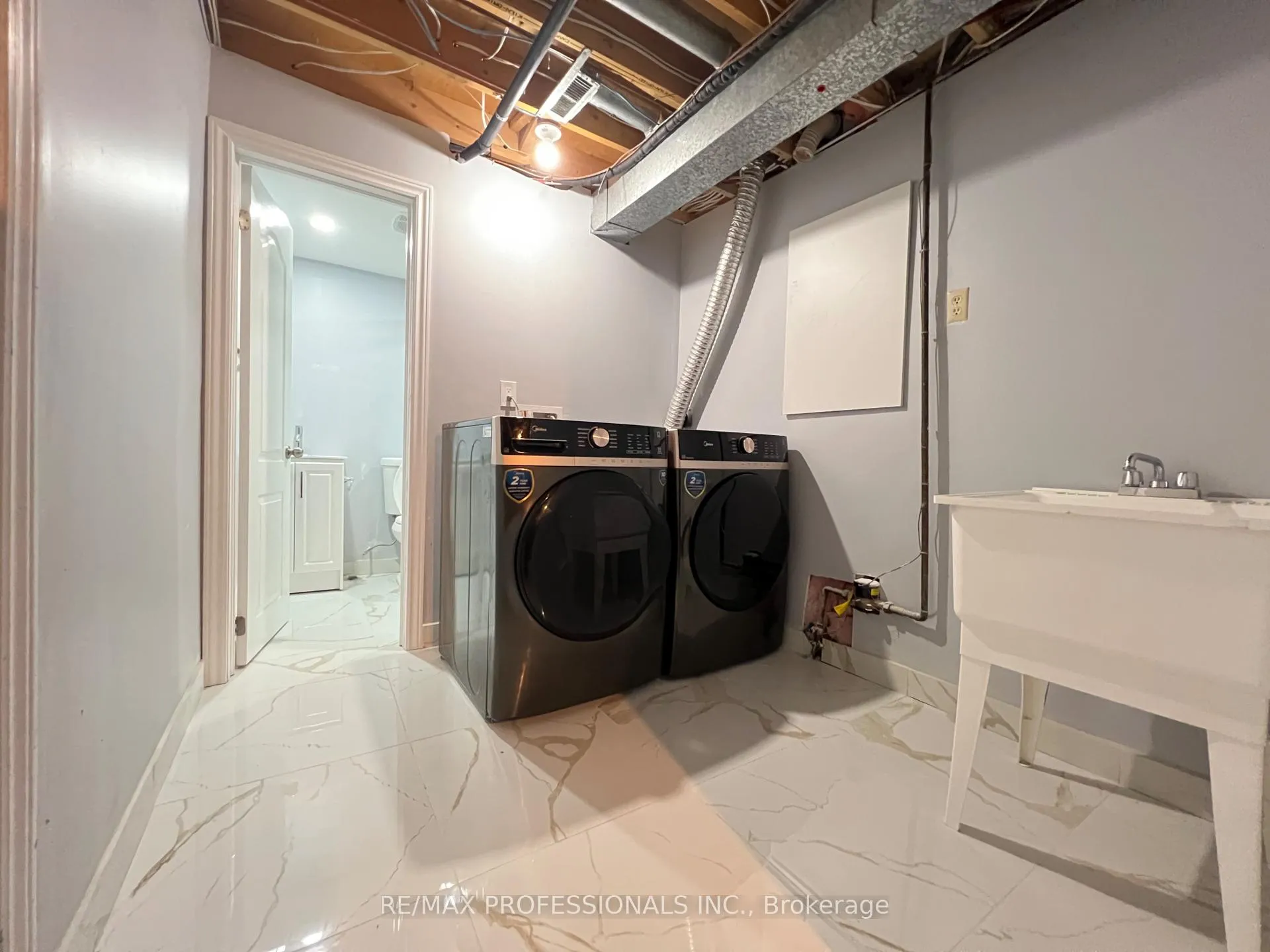 Photo 33 of 23 Rushmore Crescent, Brampton, Heart Lake East — HOMEH
