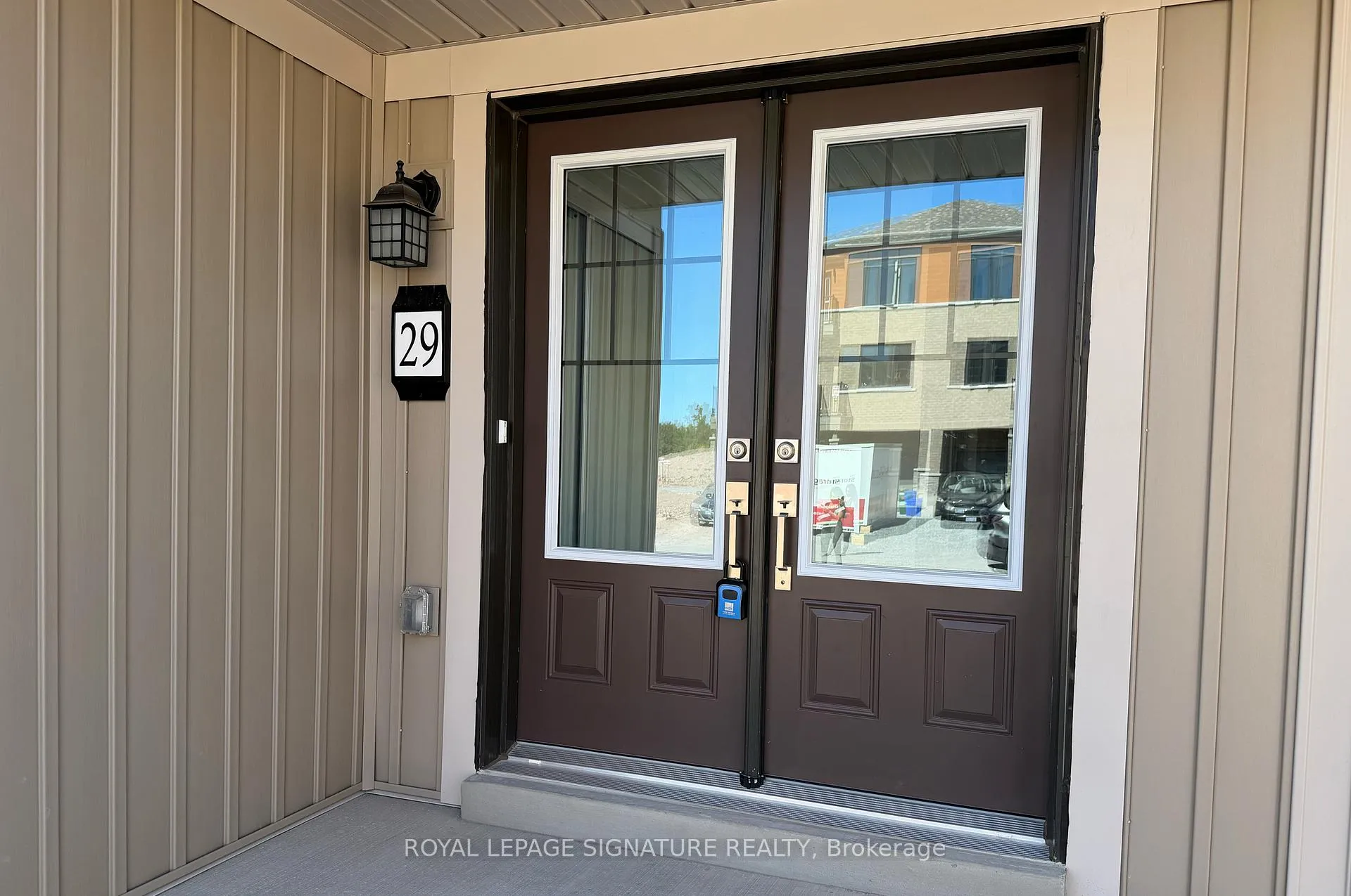 Photo 5 of 29 Pogie Drive, Welland, Dain City — HOMEH