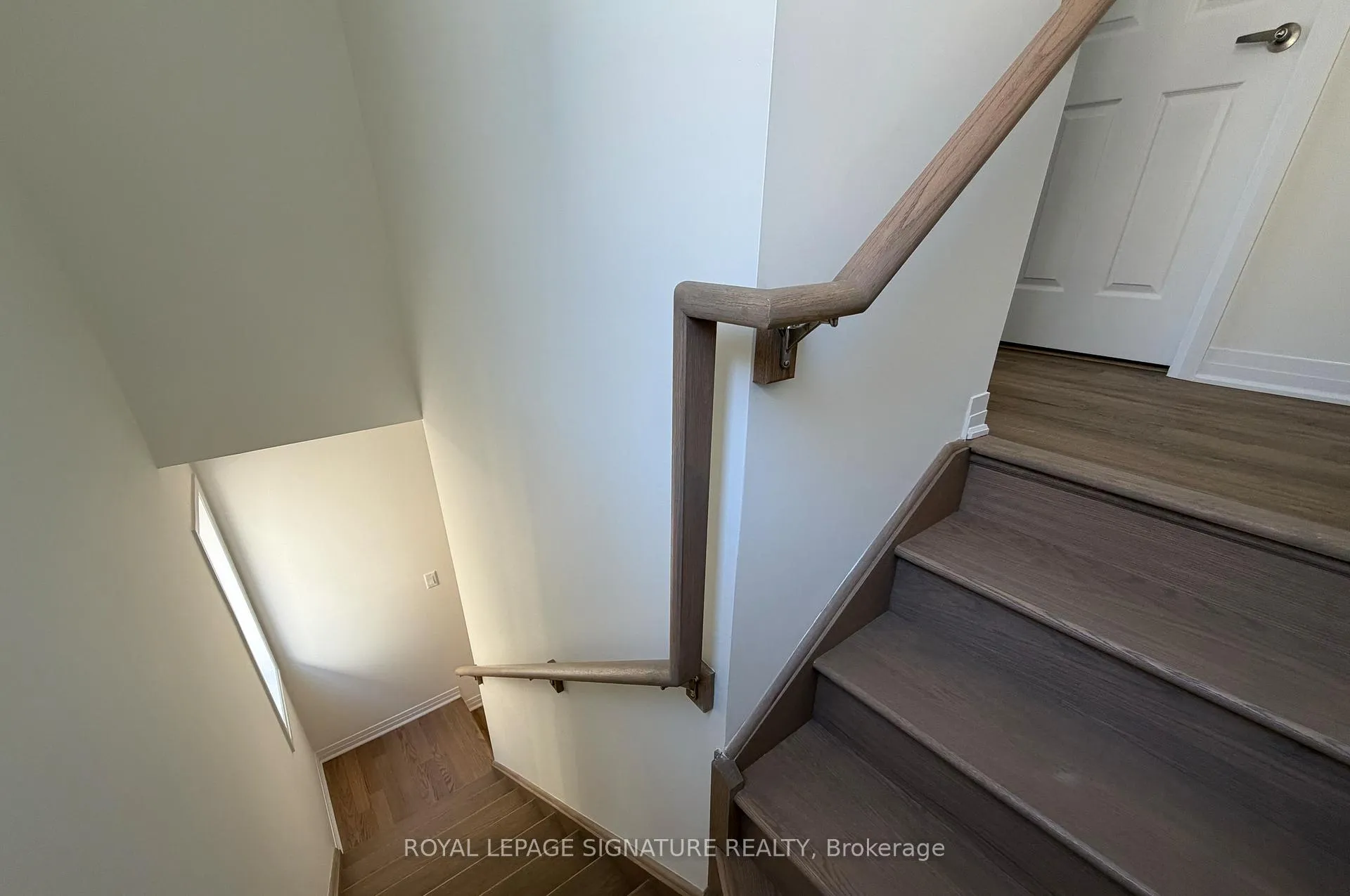 Photo 21 of 29 Pogie Drive, Welland, Dain City — HOMEH