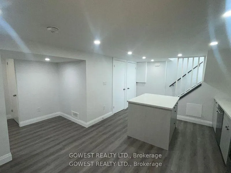 Photo 4 of Unit Lower Level, 135 West 27 Street, Hamilton, Gilbert — HOMEH