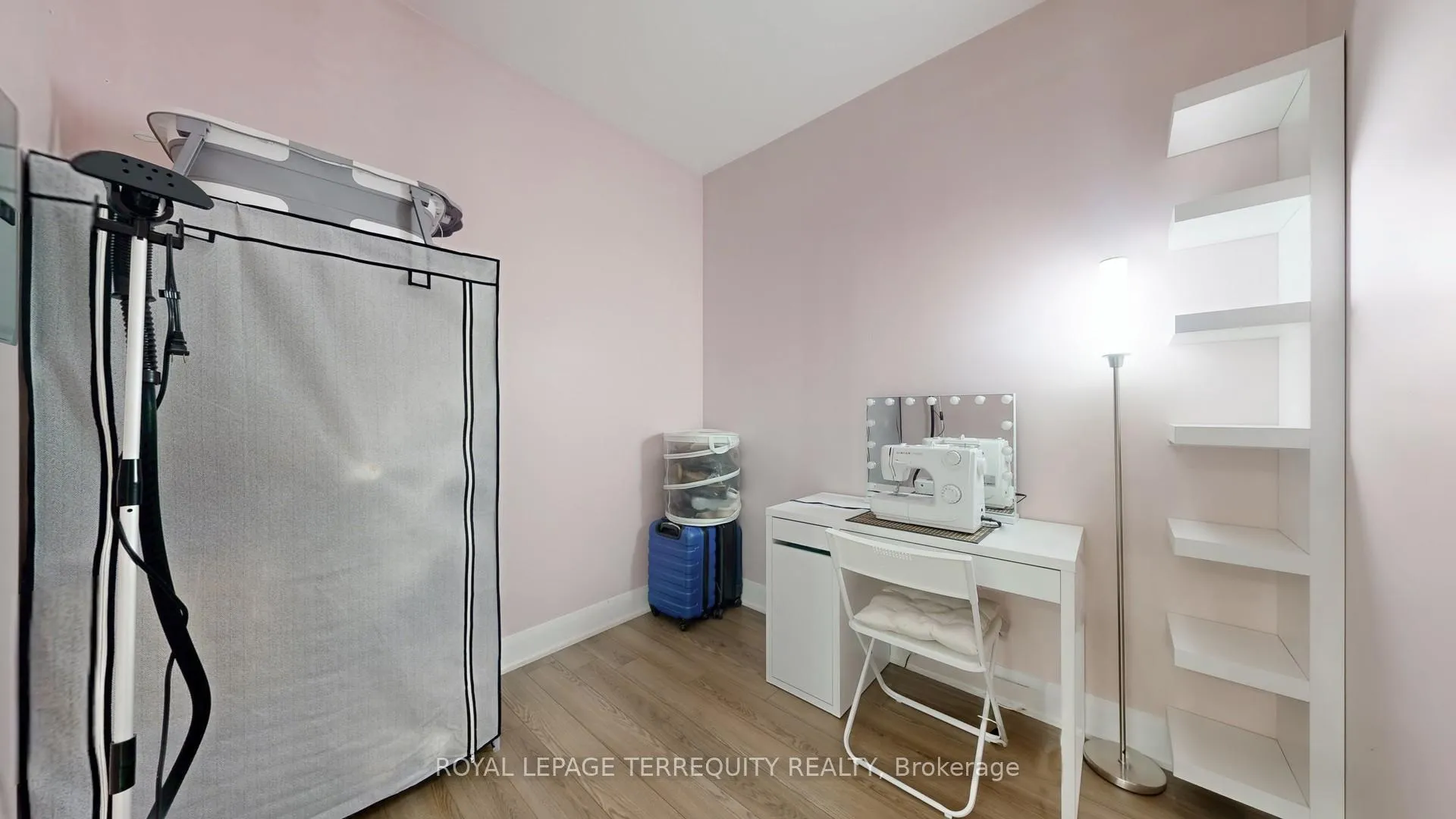 Photo 32 of Unit 910, 2900 Highway 7 Street, Vaughan, Concord — HOMEH