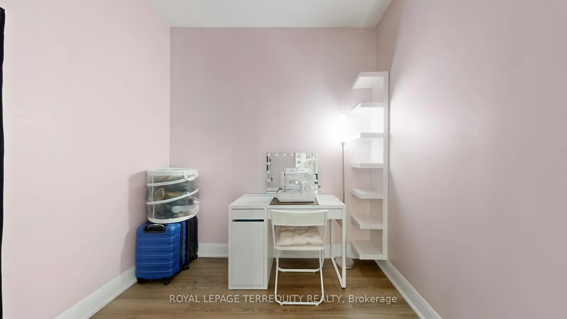 Photo 33 of Unit 910, 2900 Highway 7 Street, Vaughan, Concord — HOMEH