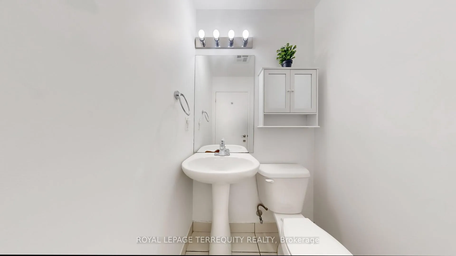 Photo 35 of Unit 910, 2900 Highway 7 Street, Vaughan, Concord — HOMEH