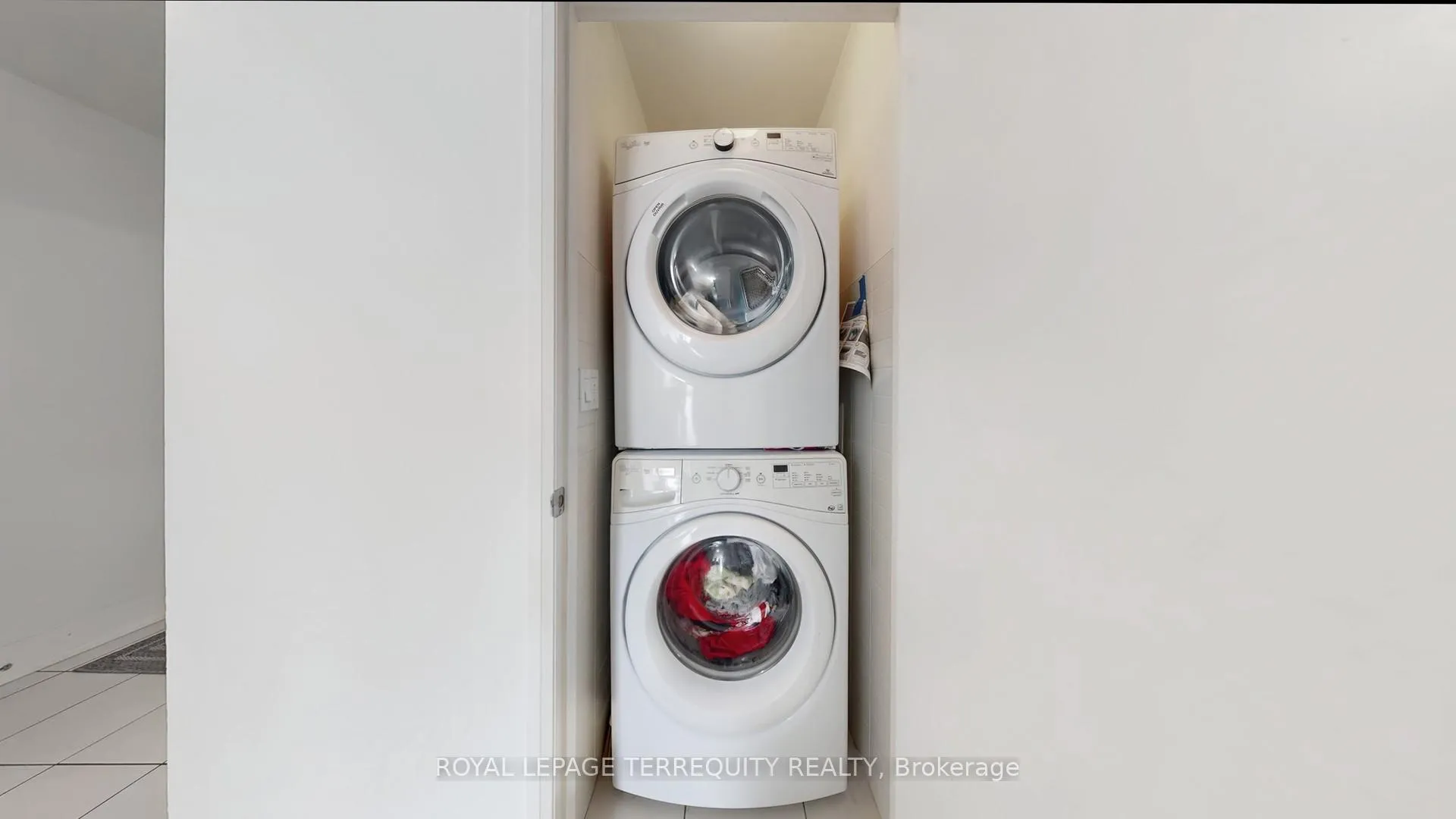 Photo 36 of Unit 910, 2900 Highway 7 Street, Vaughan, Concord — HOMEH