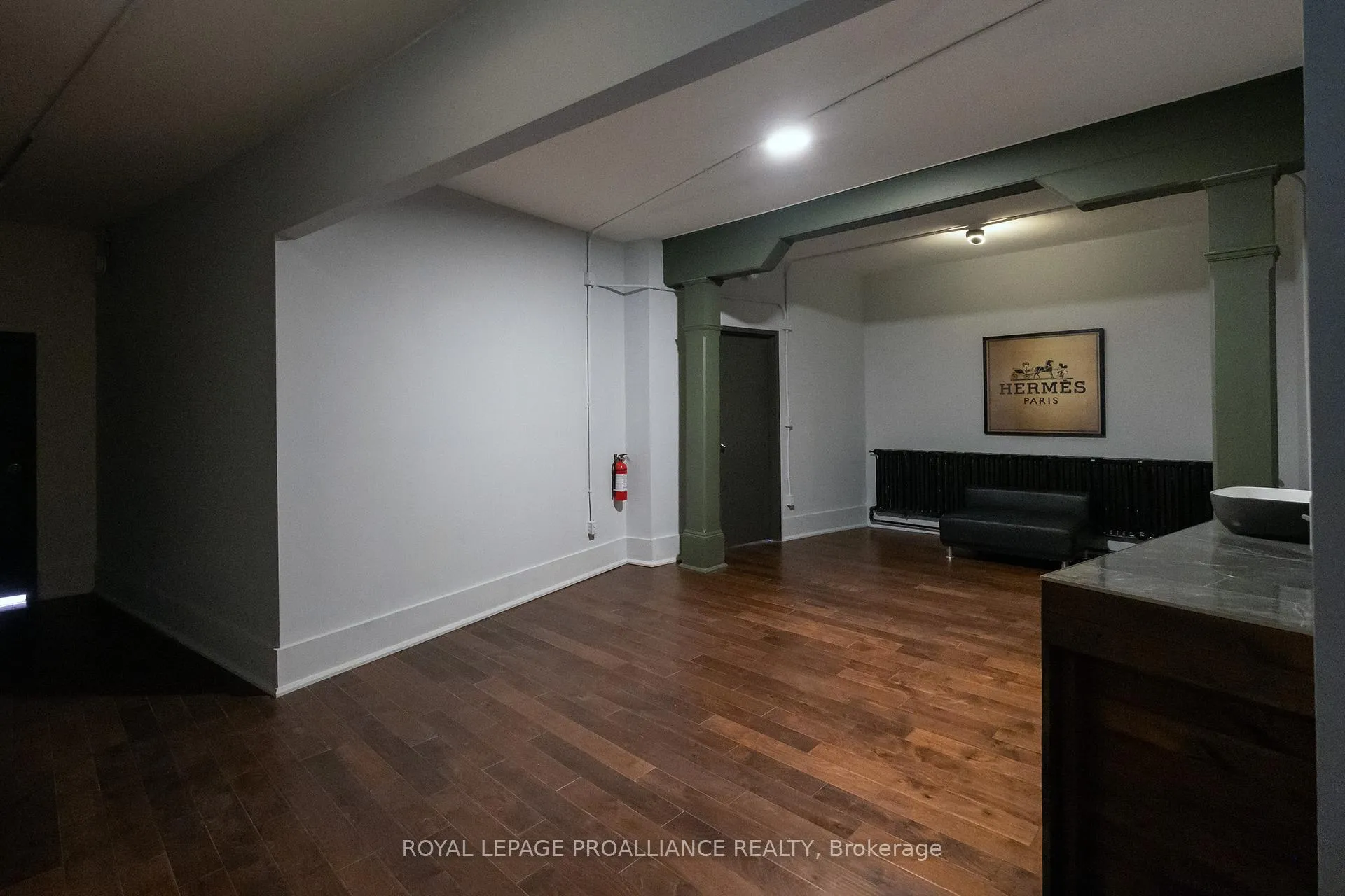 Photo 2 of Unit 1, 275 Front Street, Belleville, Belleville Ward — HOMEH