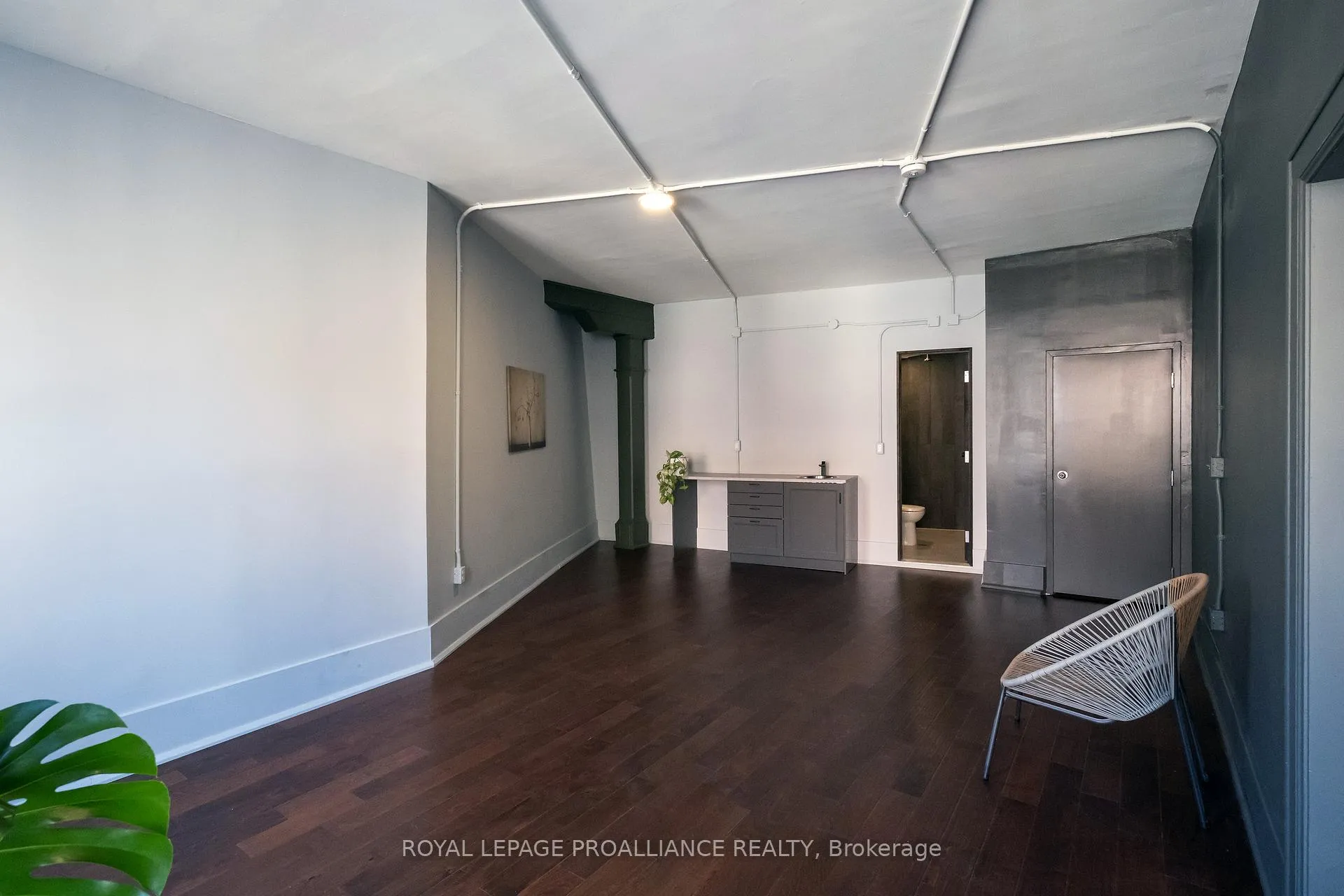 Photo 9 of Unit 1, 275 Front Street, Belleville, Belleville Ward — HOMEH