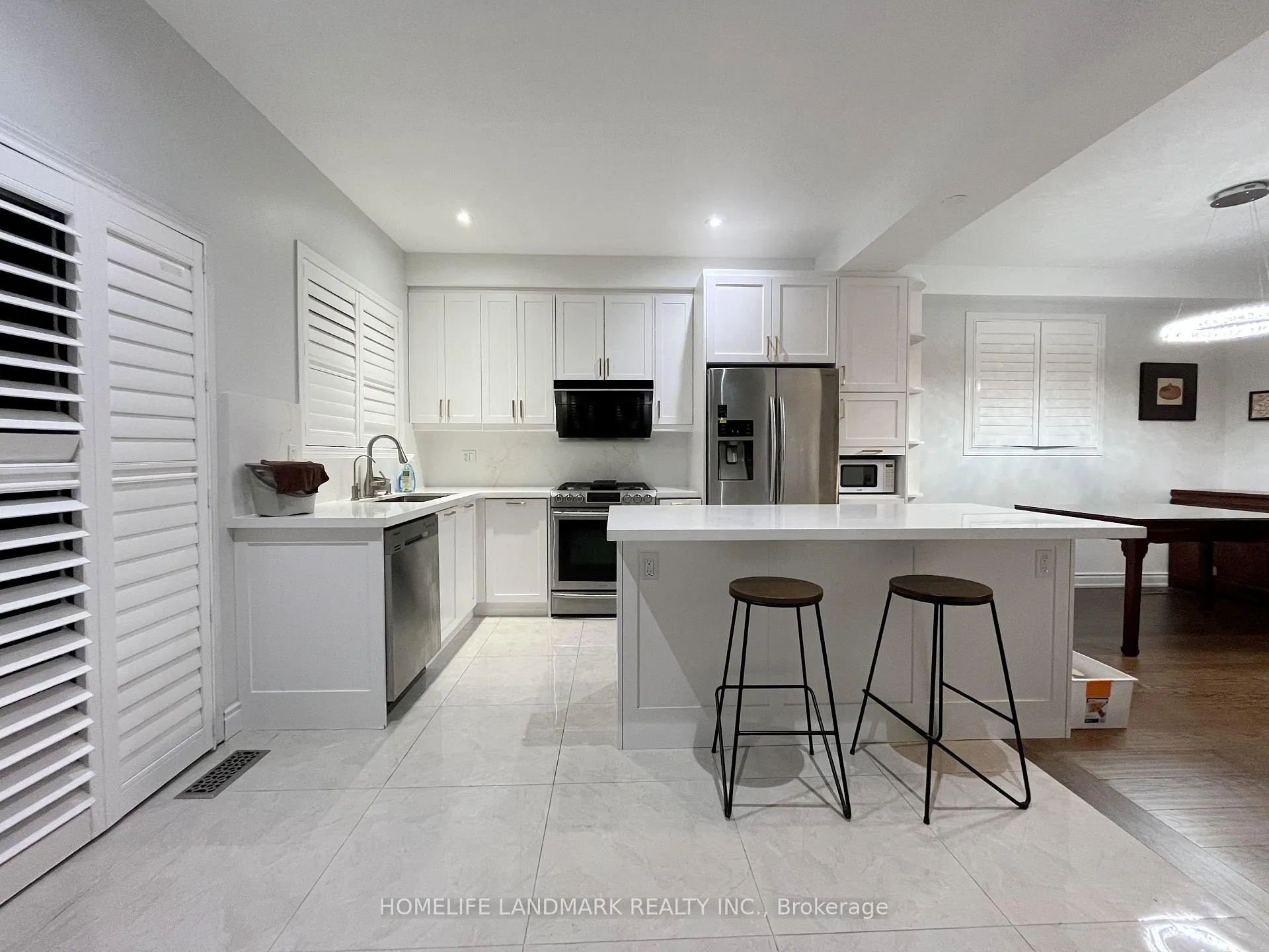 Photo 3 of 71 Ralph Chalmers Avenue, Markham, Wismer — HOMEH
