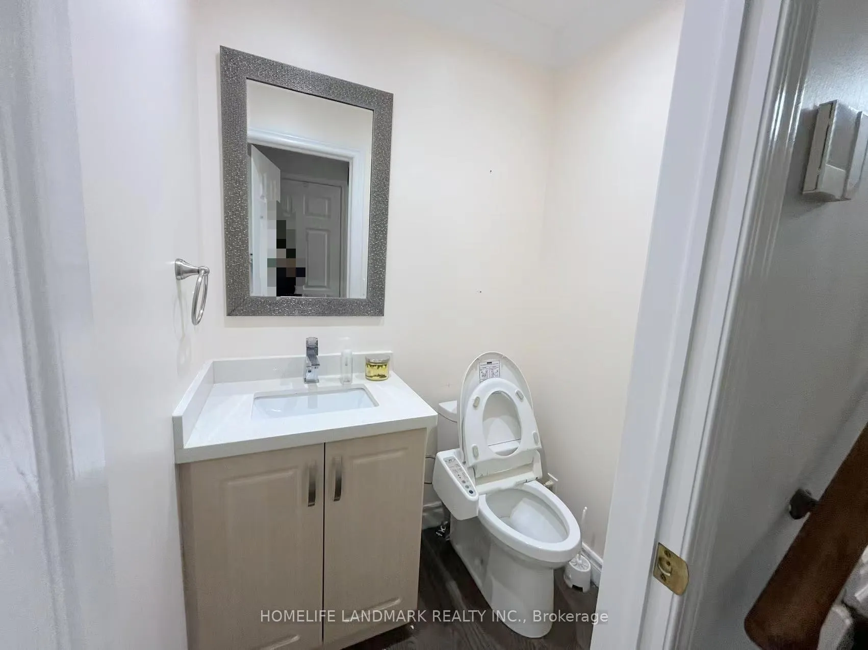 Photo 17 of 71 Ralph Chalmers Avenue, Markham, Wismer — HOMEH
