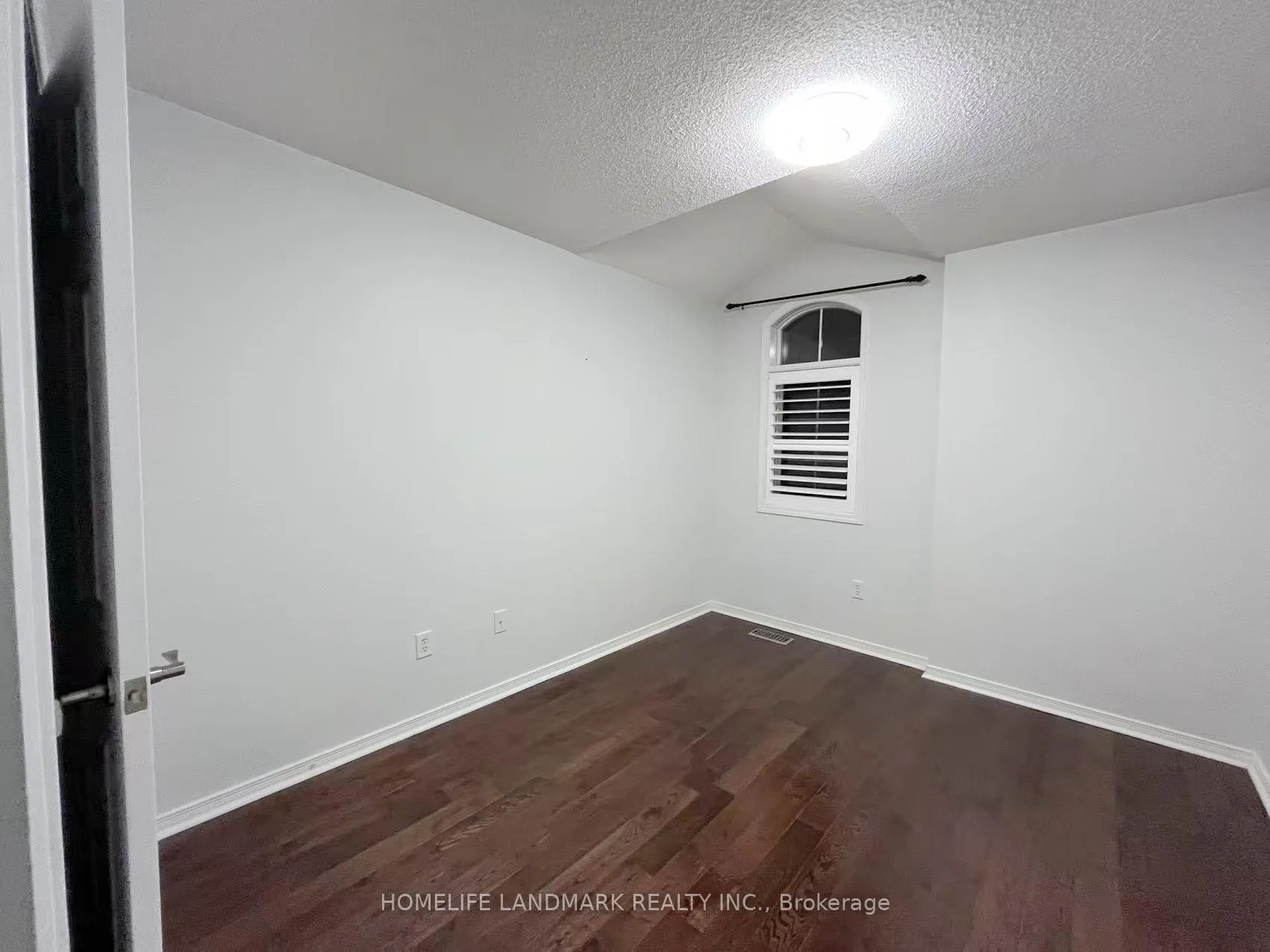 Photo 26 of 71 Ralph Chalmers Avenue, Markham, Wismer — HOMEH
