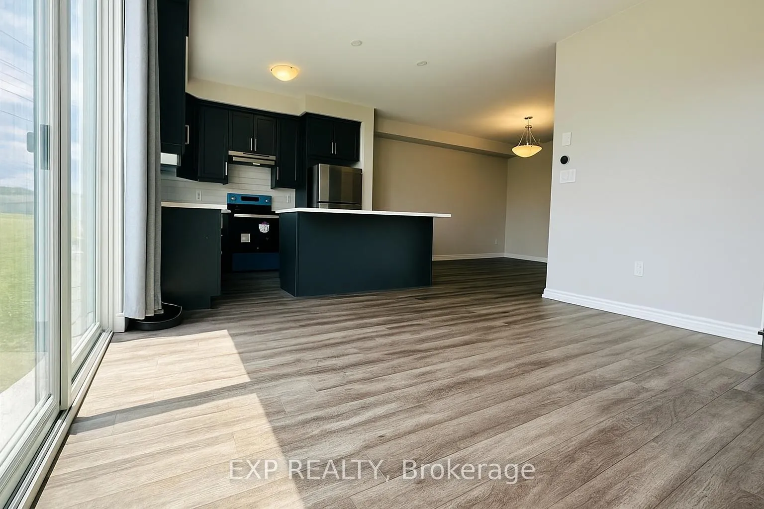 Photo 9 of 8 Saxony Street, Kitchener — HOMEH