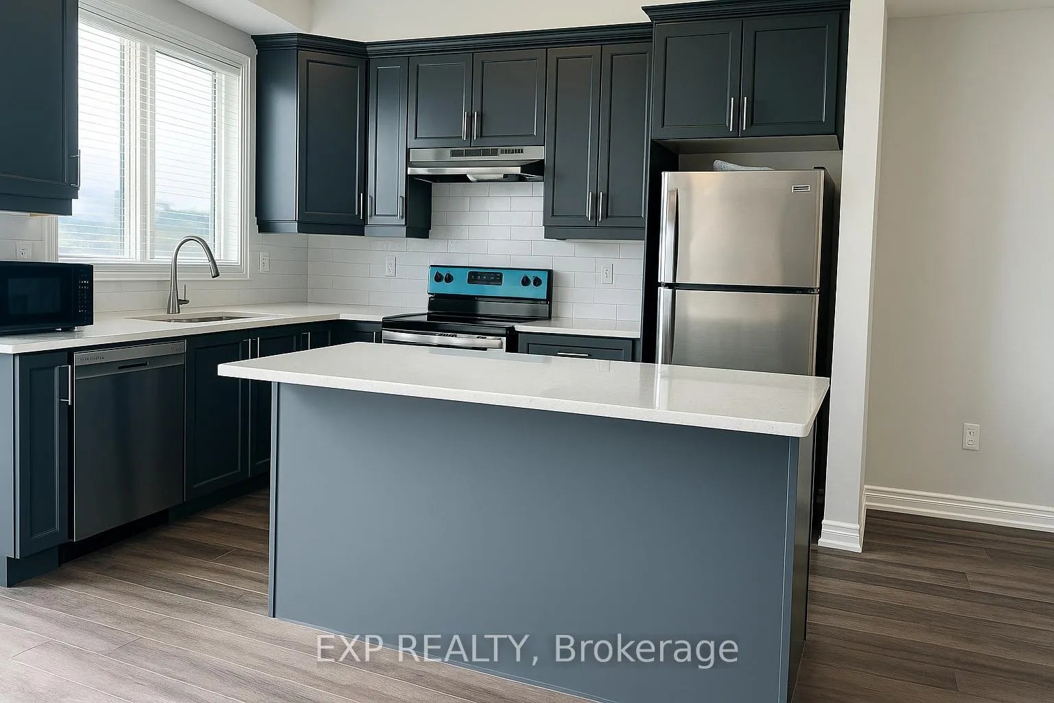 Photo 10 of 8 Saxony Street, Kitchener — HOMEH