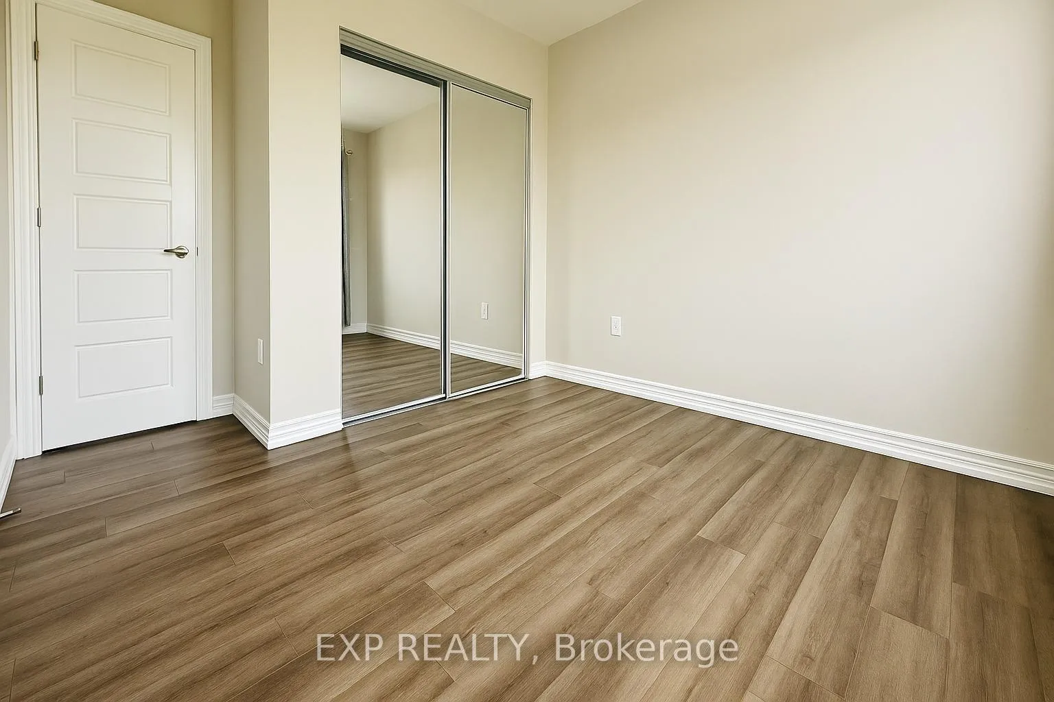 Photo 20 of 8 Saxony Street, Kitchener — HOMEH