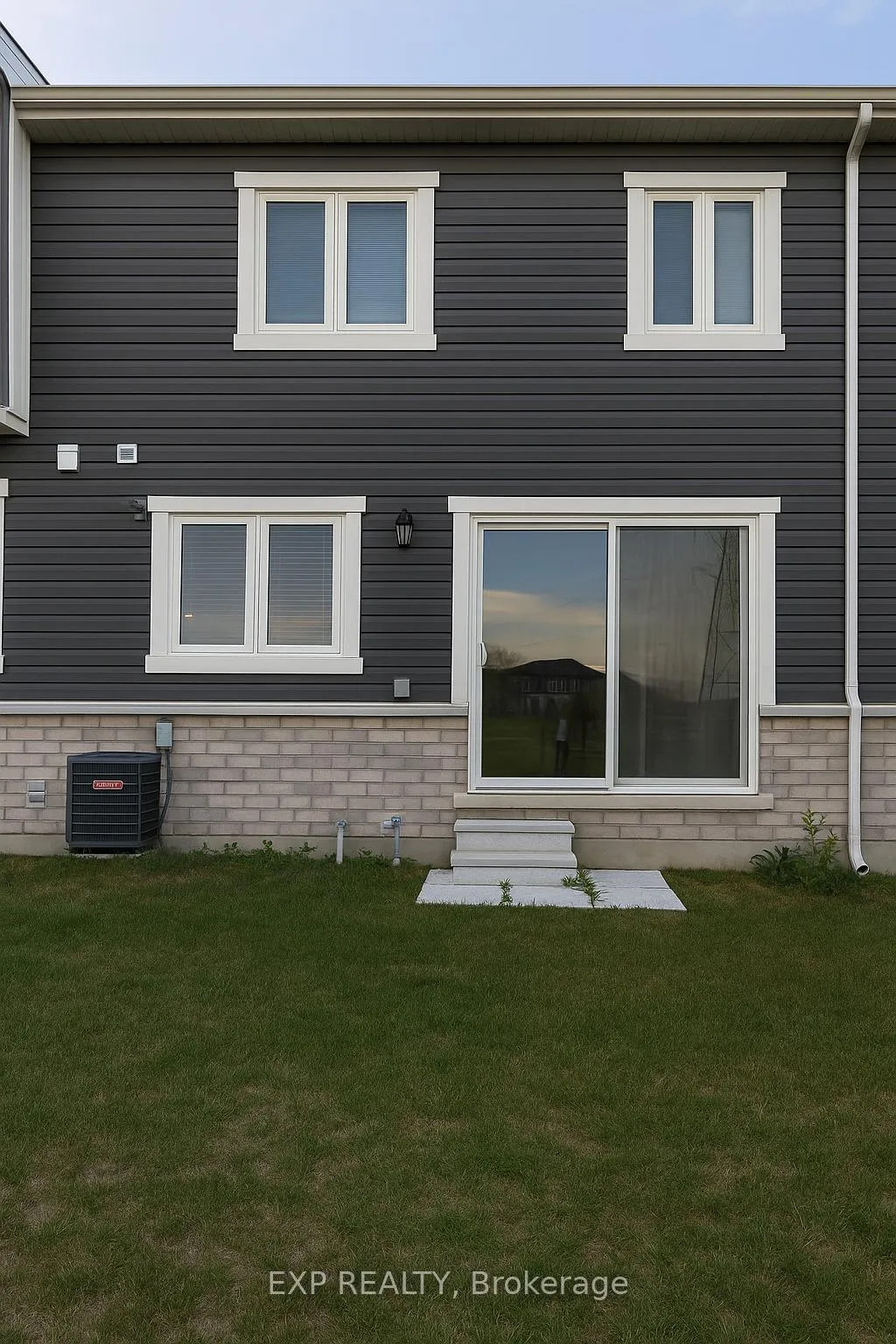 Photo 21 of 8 Saxony Street, Kitchener — HOMEH