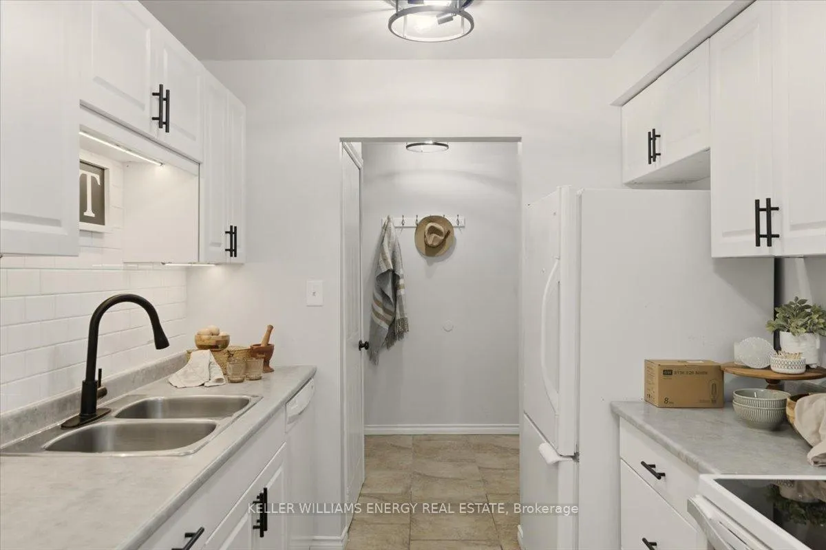 Photo 2 of Unit 76, 120 Nonquon Road, Oshawa, Centennial — HOMEH