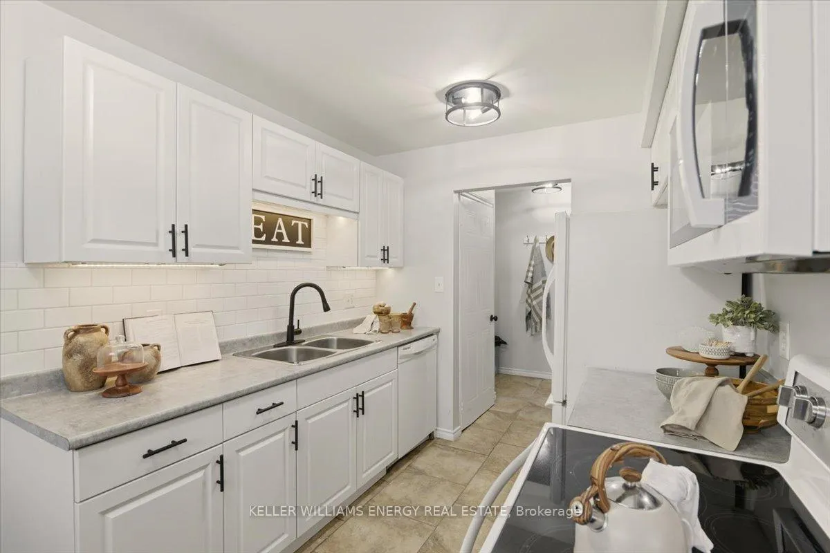Photo 3 of Unit 76, 120 Nonquon Road, Oshawa, Centennial — HOMEH