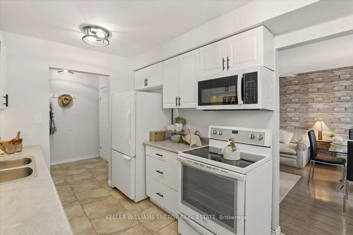 Photo 5 of Unit 76, 120 Nonquon Road, Oshawa, Centennial — HOMEH