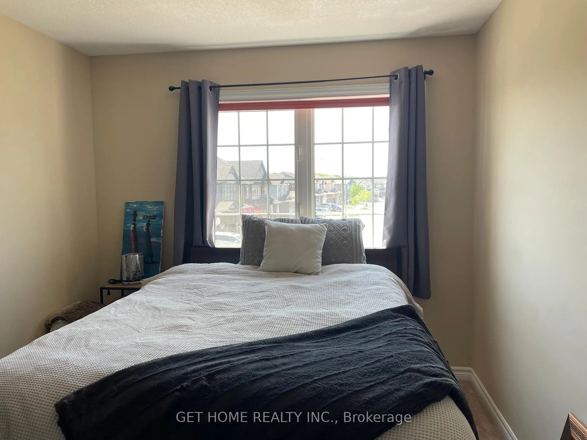Photo 7 of 24 Renfrew Street, Kitchener — HOMEH