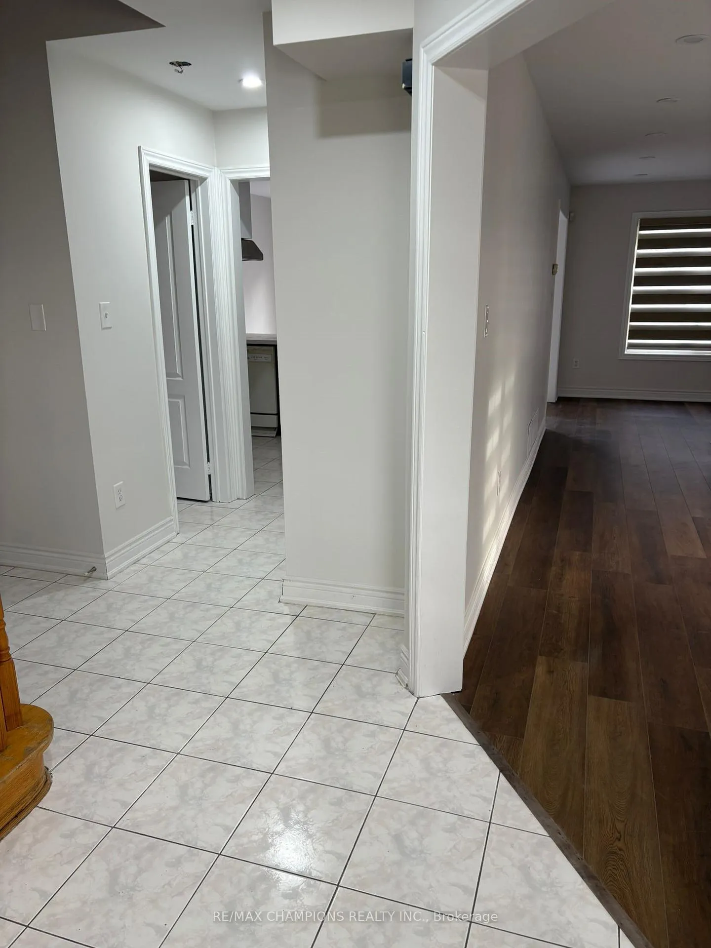Photo 4 of 13 Sahara Trail, Brampton, Sandringham-Wellington — HOMEH