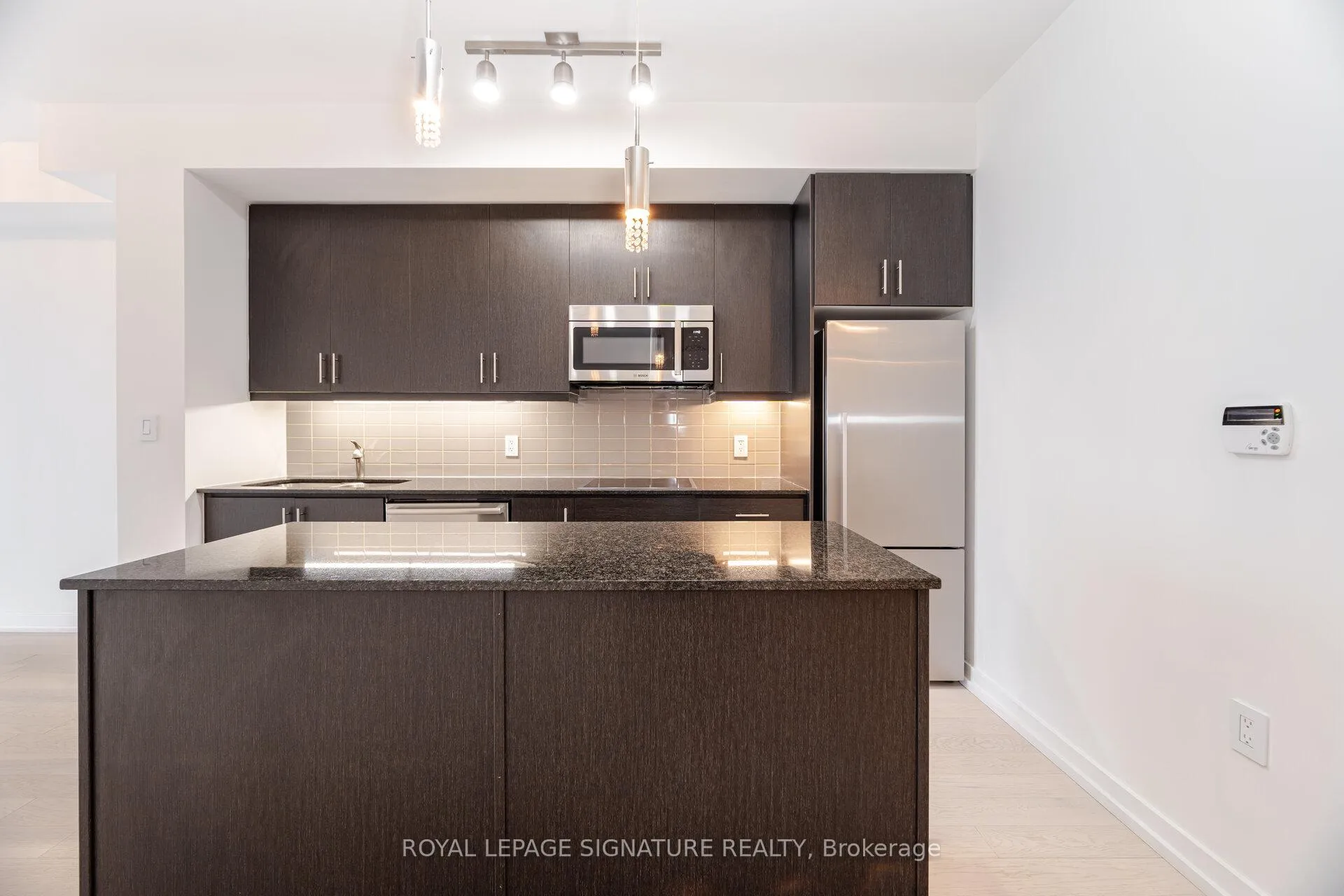 Photo 2 of Unit 1501, 1 The Esplanade Drive, Toronto, Waterfront Communities — HOMEH