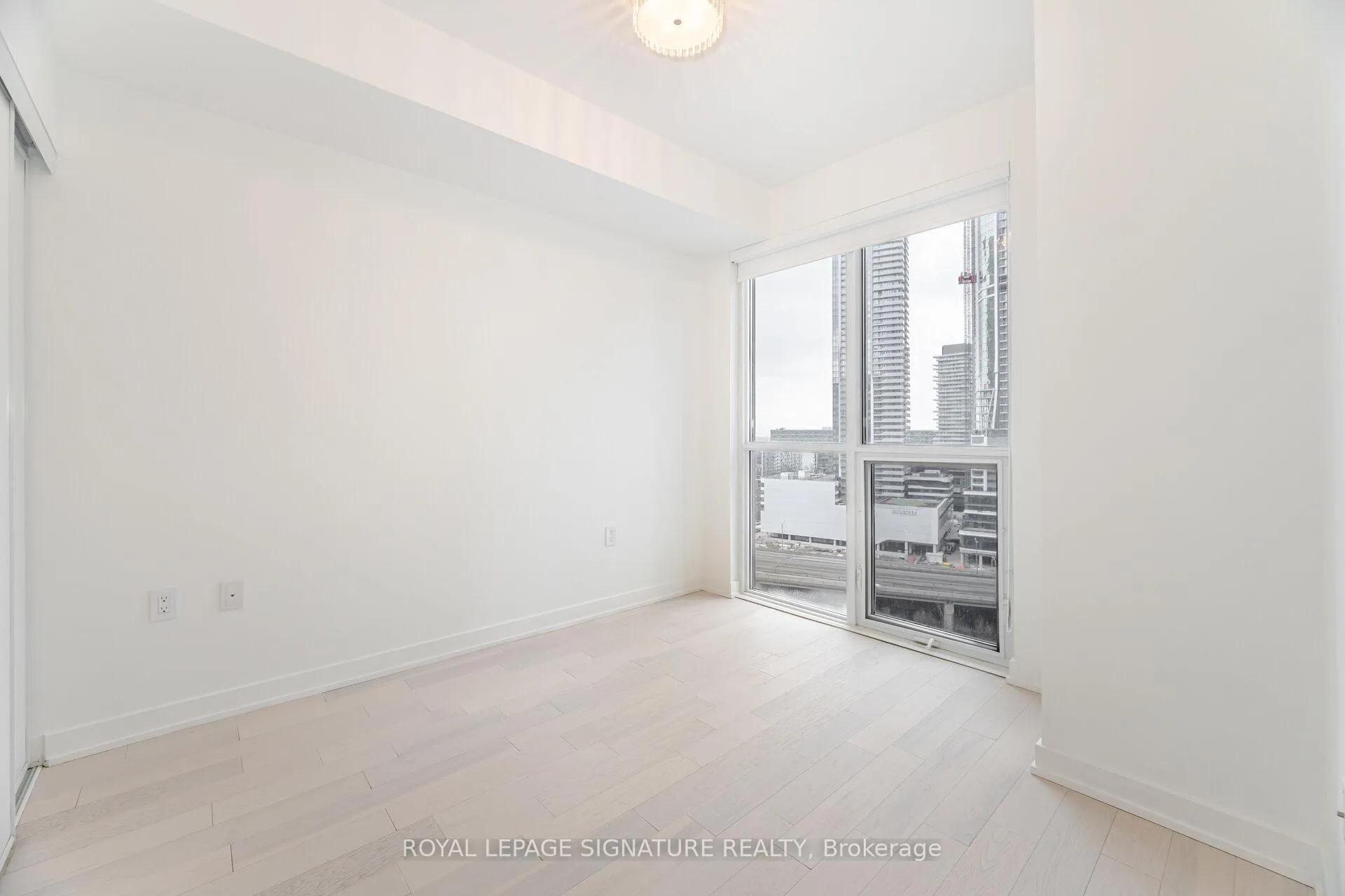 Photo 20 of Unit 1501, 1 The Esplanade Drive, Toronto, Waterfront Communities — HOMEH