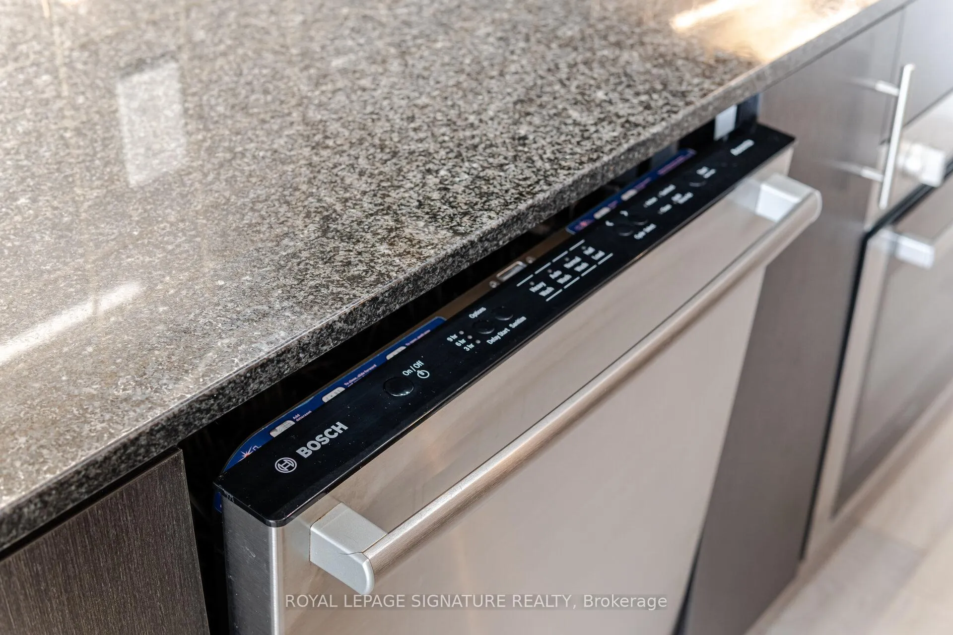 Photo 22 of Unit 1501, 1 The Esplanade Drive, Toronto, Waterfront Communities — HOMEH