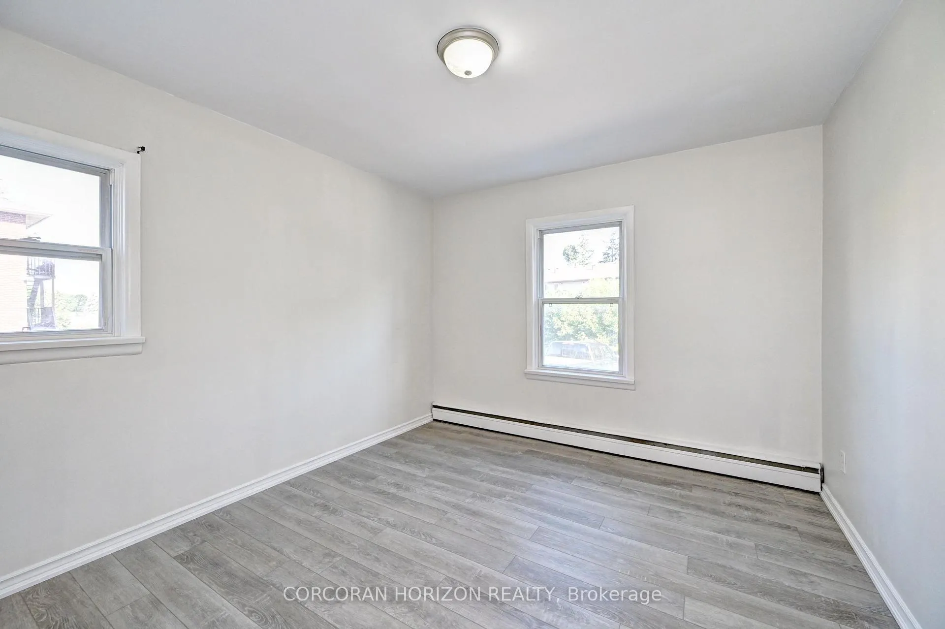 Photo 13 of Unit 2, 1230 Queens Boulevard, Kitchener — HOMEH