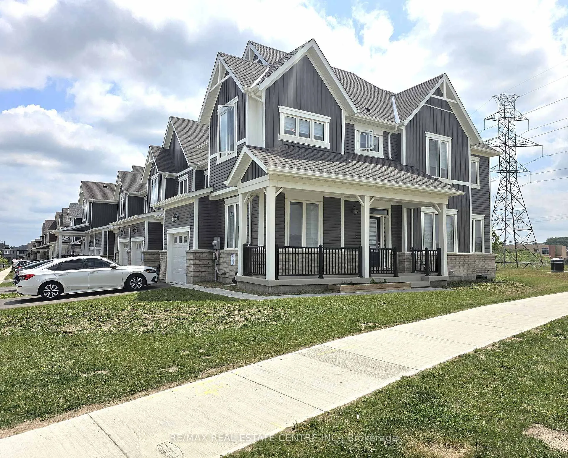 Photo 2 of 2 Saxony Street, Kitchener — HOMEH