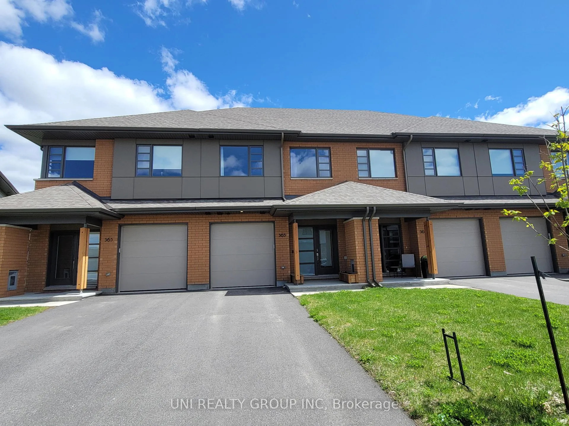 Front of 365 Big Dipper Street