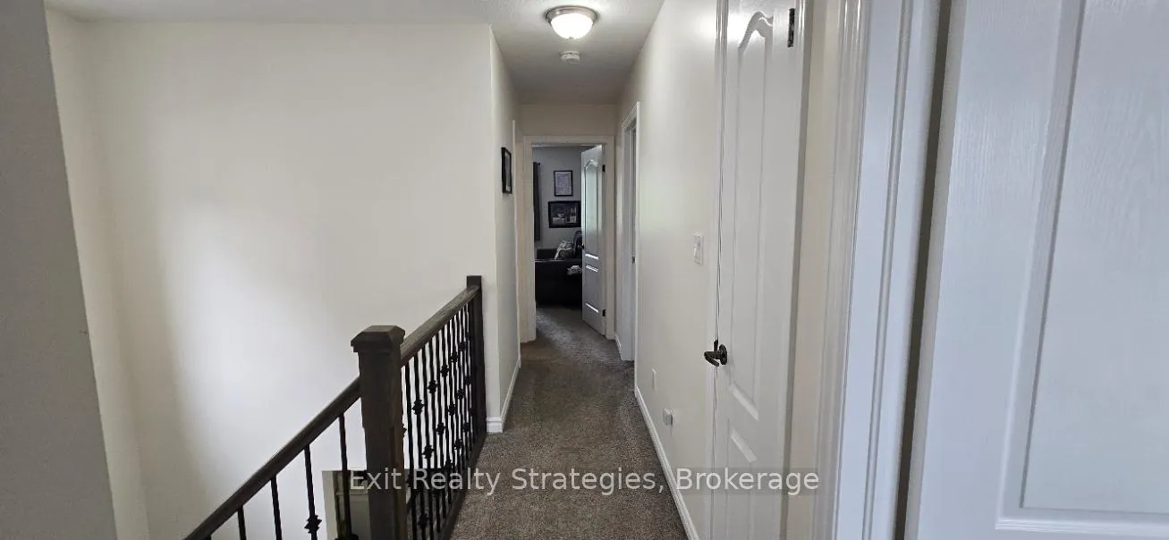 Photo 20 of 250 Moorlands Crescent, Kitchener, Doon South — HOMEH