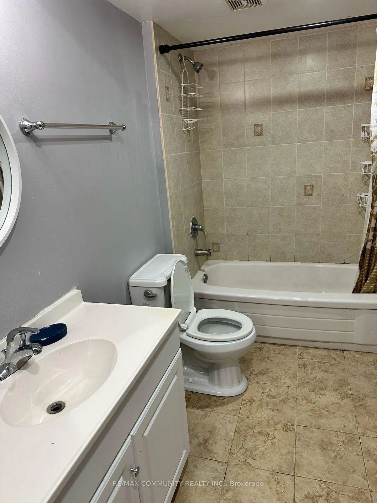 Photo 16 of 13 Marotta Avenue, Brampton, Fletcher's Meadow — HOMEH