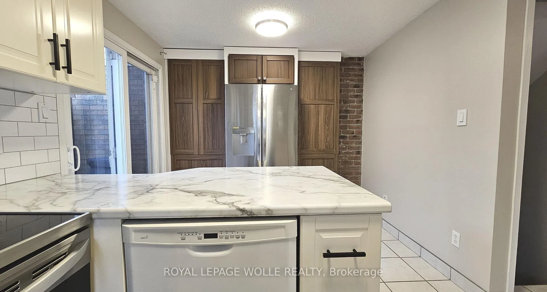 Photo 6 of 29 Folkstone Crescent, Kitchener — HOMEH