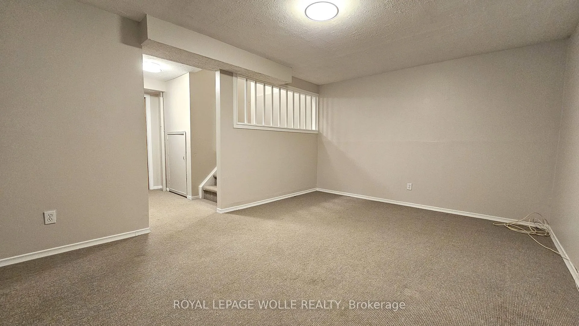 Photo 19 of 29 Folkstone Crescent, Kitchener — HOMEH