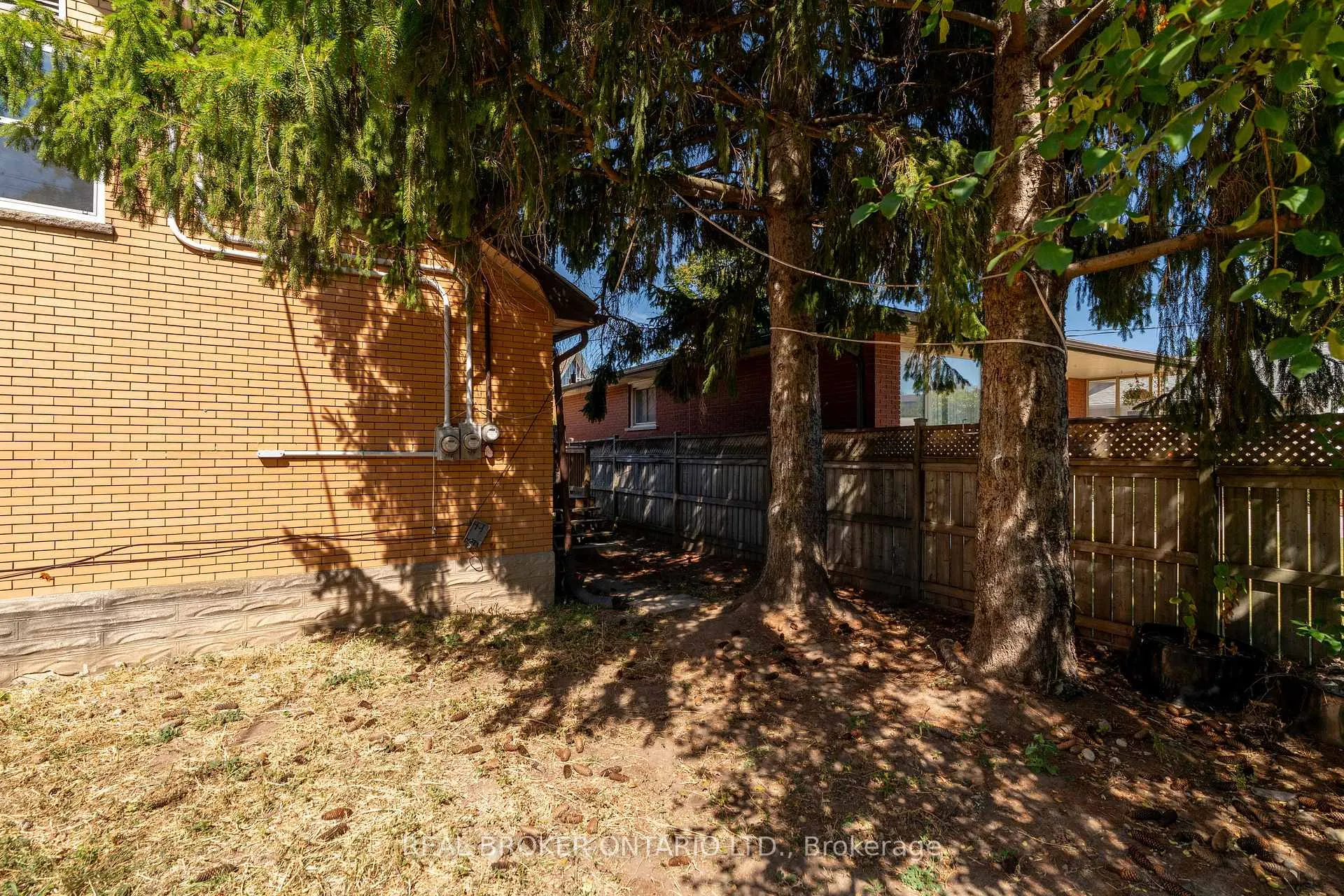 Photo 4 of Unit C, 301 Franklin Street, Kitchener — HOMEH