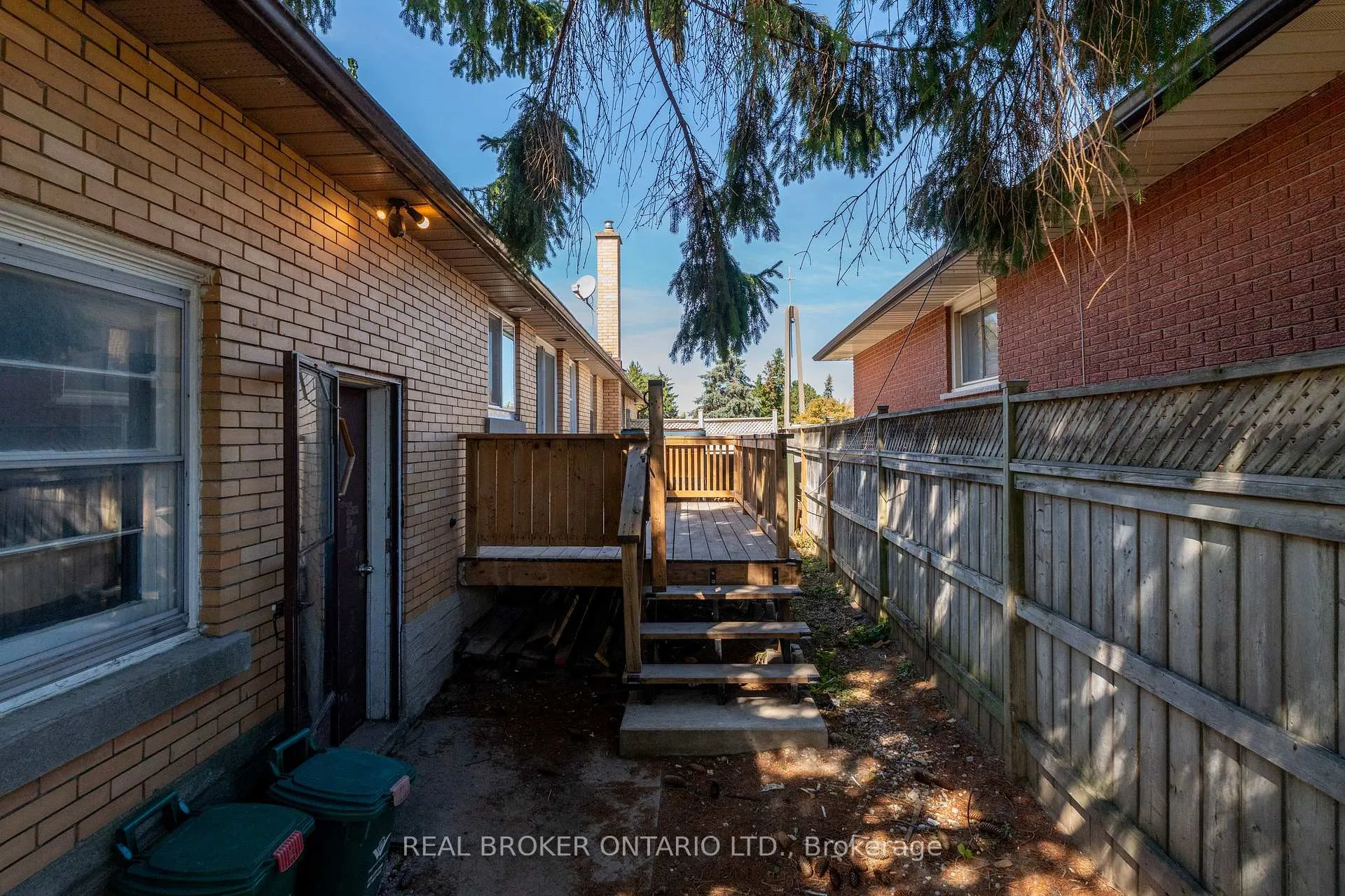 Photo 5 of Unit C, 301 Franklin Street, Kitchener — HOMEH