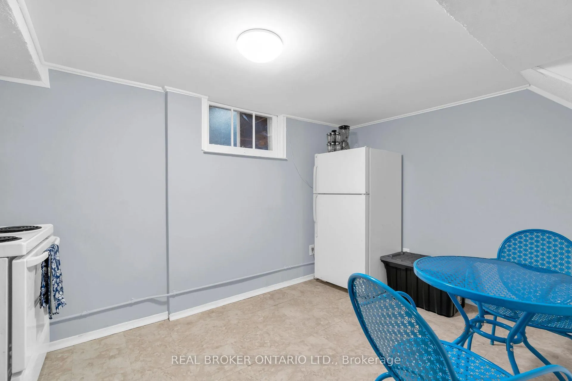 Photo 7 of Unit C, 301 Franklin Street, Kitchener — HOMEH