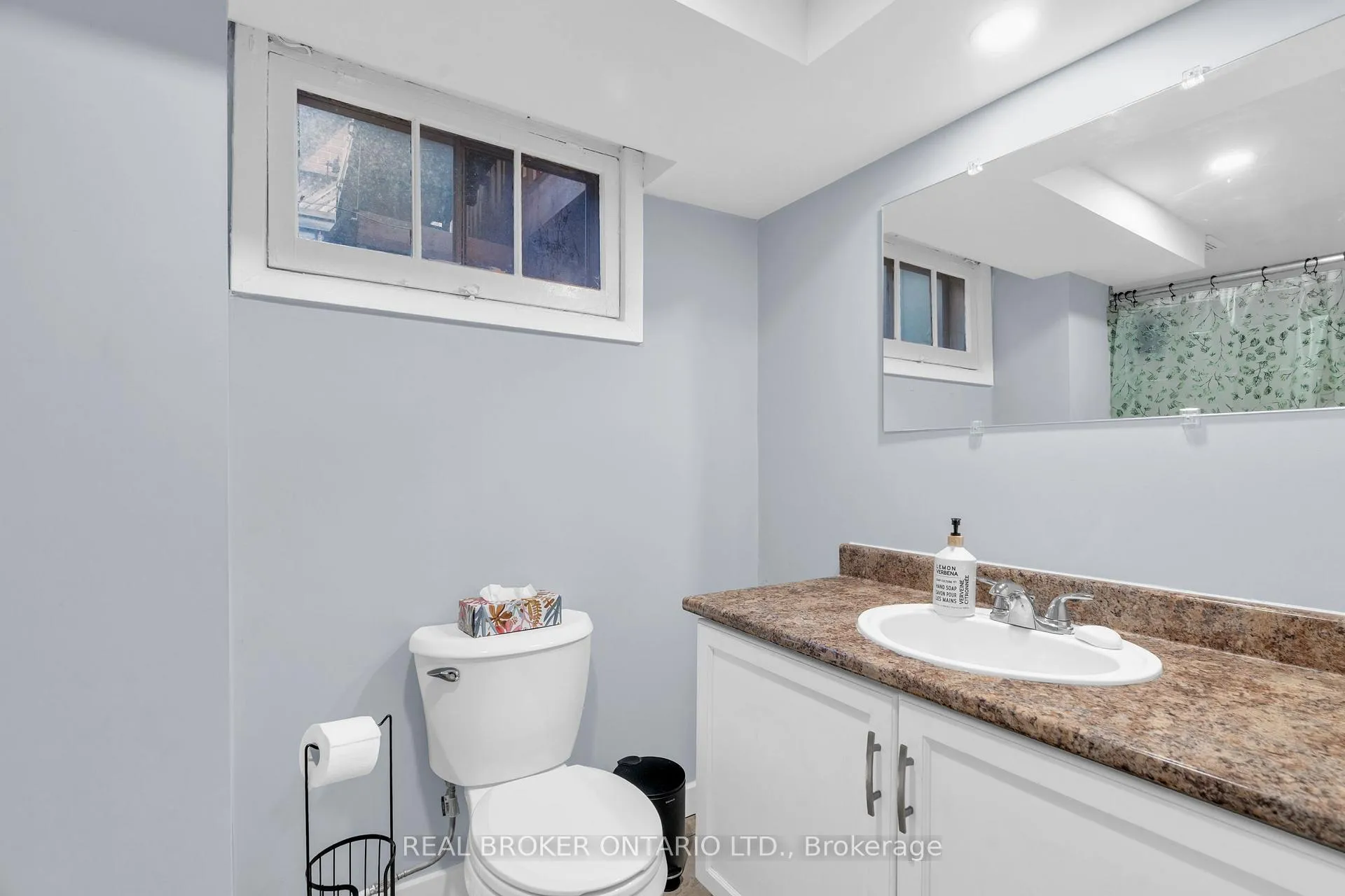 Photo 12 of Unit C, 301 Franklin Street, Kitchener — HOMEH