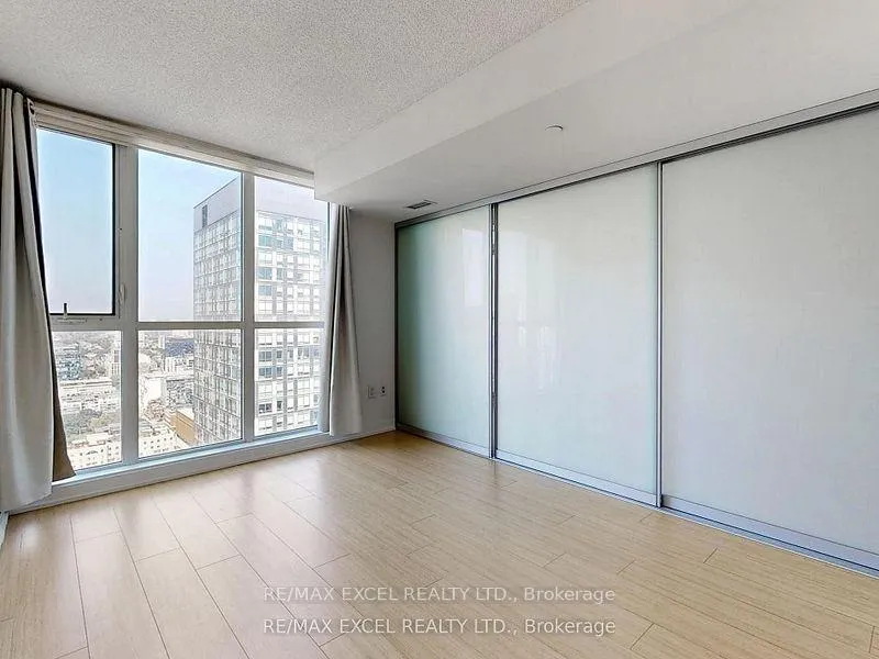Photo 19 of Unit 3911, 85 Queens Wharf Road, Toronto, Waterfront Communities — HOMEH