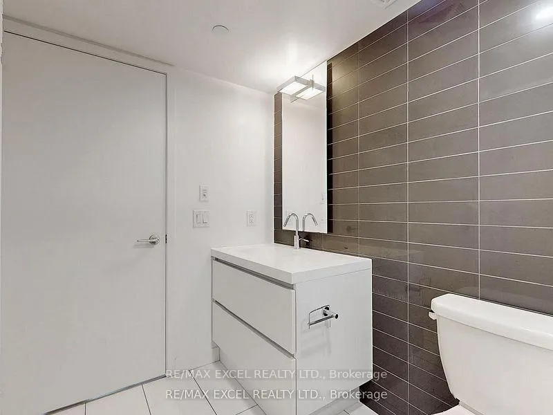 Photo 23 of Unit 3911, 85 Queens Wharf Road, Toronto, Waterfront Communities — HOMEH