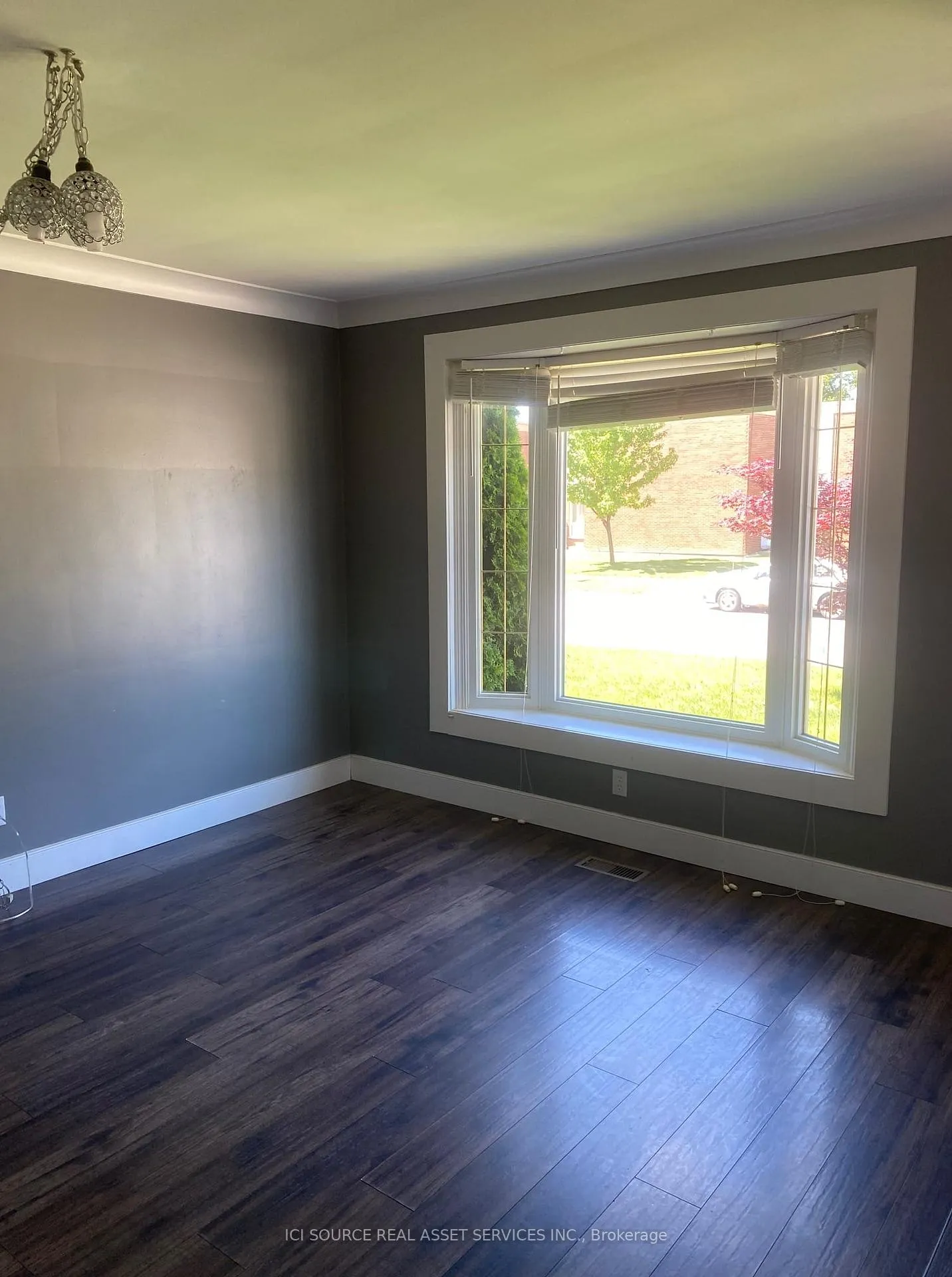Photo 6 of Unit Main Fl, 2972 Grandview Street, Windsor — HOMEH