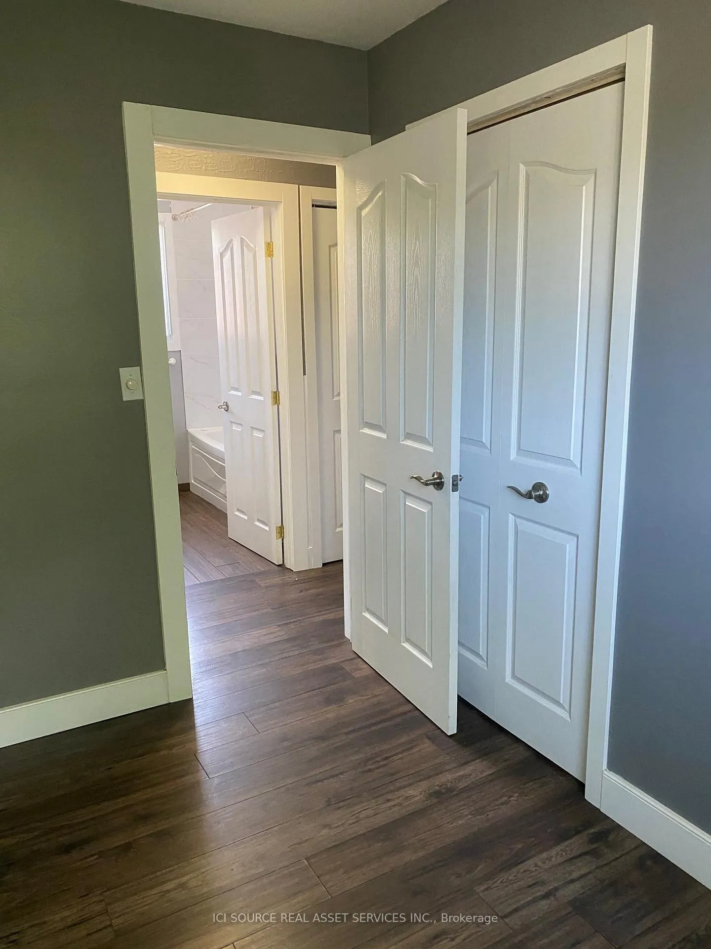 Photo 16 of Unit Main Fl, 2972 Grandview Street, Windsor — HOMEH