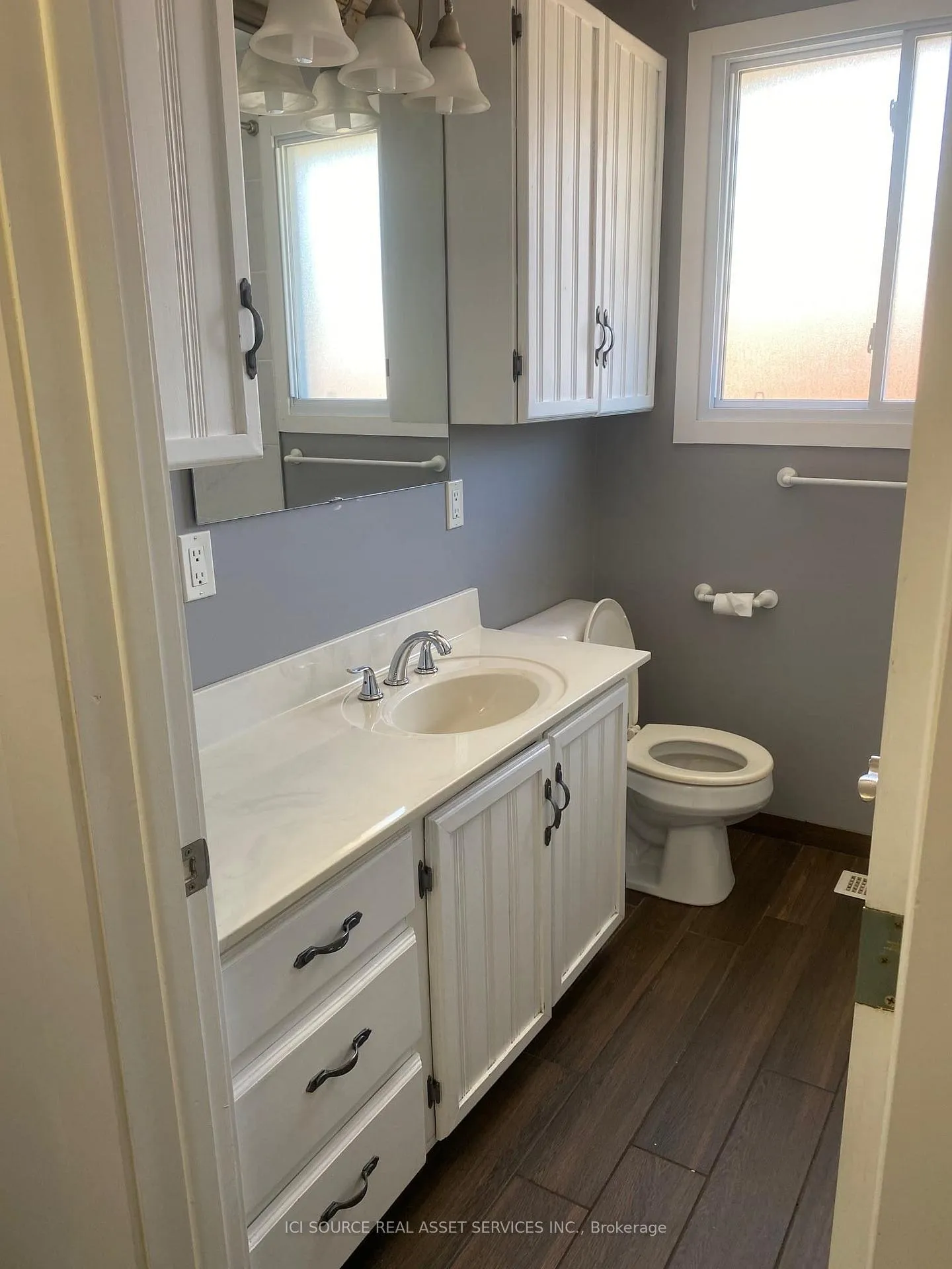 Photo 18 of Unit Main Fl, 2972 Grandview Street, Windsor — HOMEH