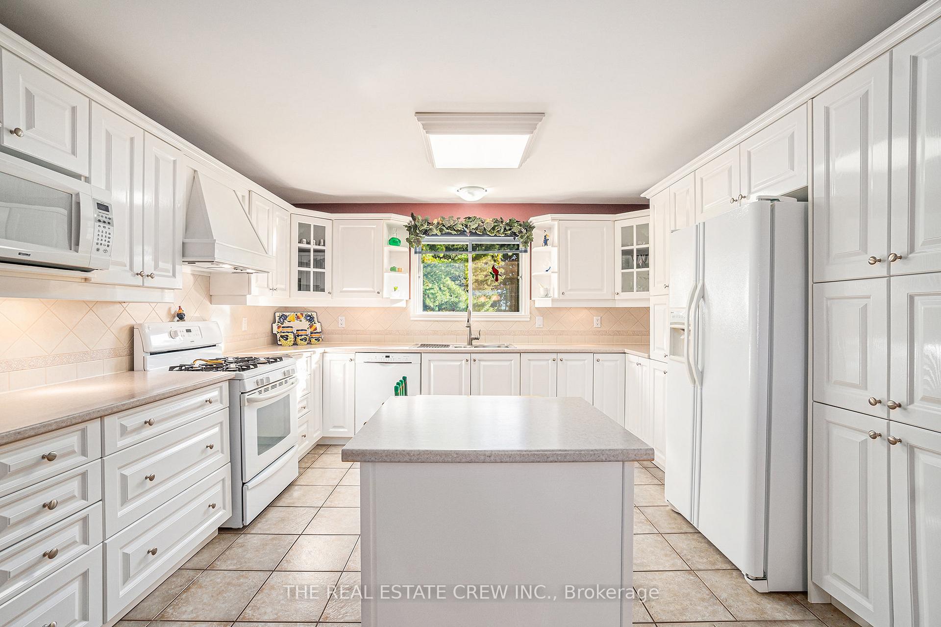 Photo 10 of 2752 Chartrand Road, Champlain, Champlain Twp — HOMEH