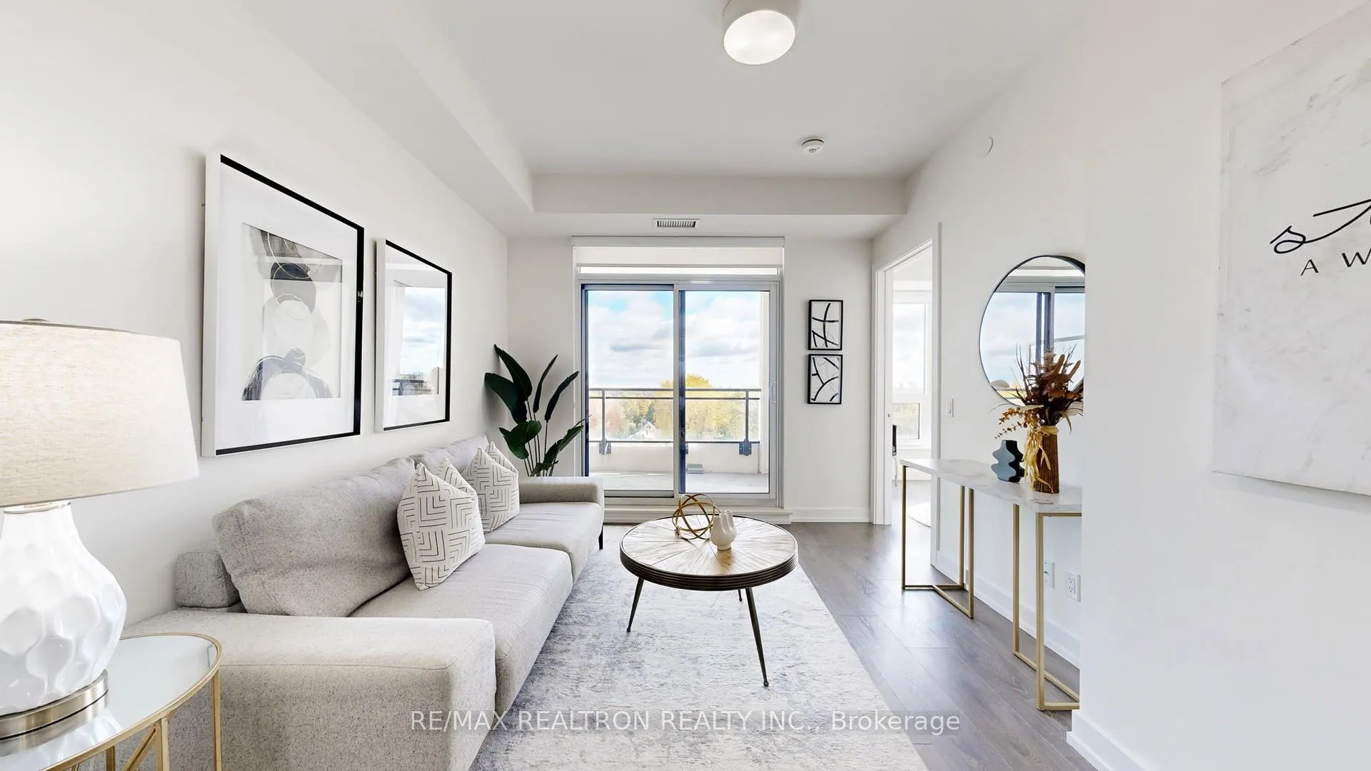 Photo 6 of Unit 608, 1 Grandview Avenue, Markham, Thornhill — HOMEH