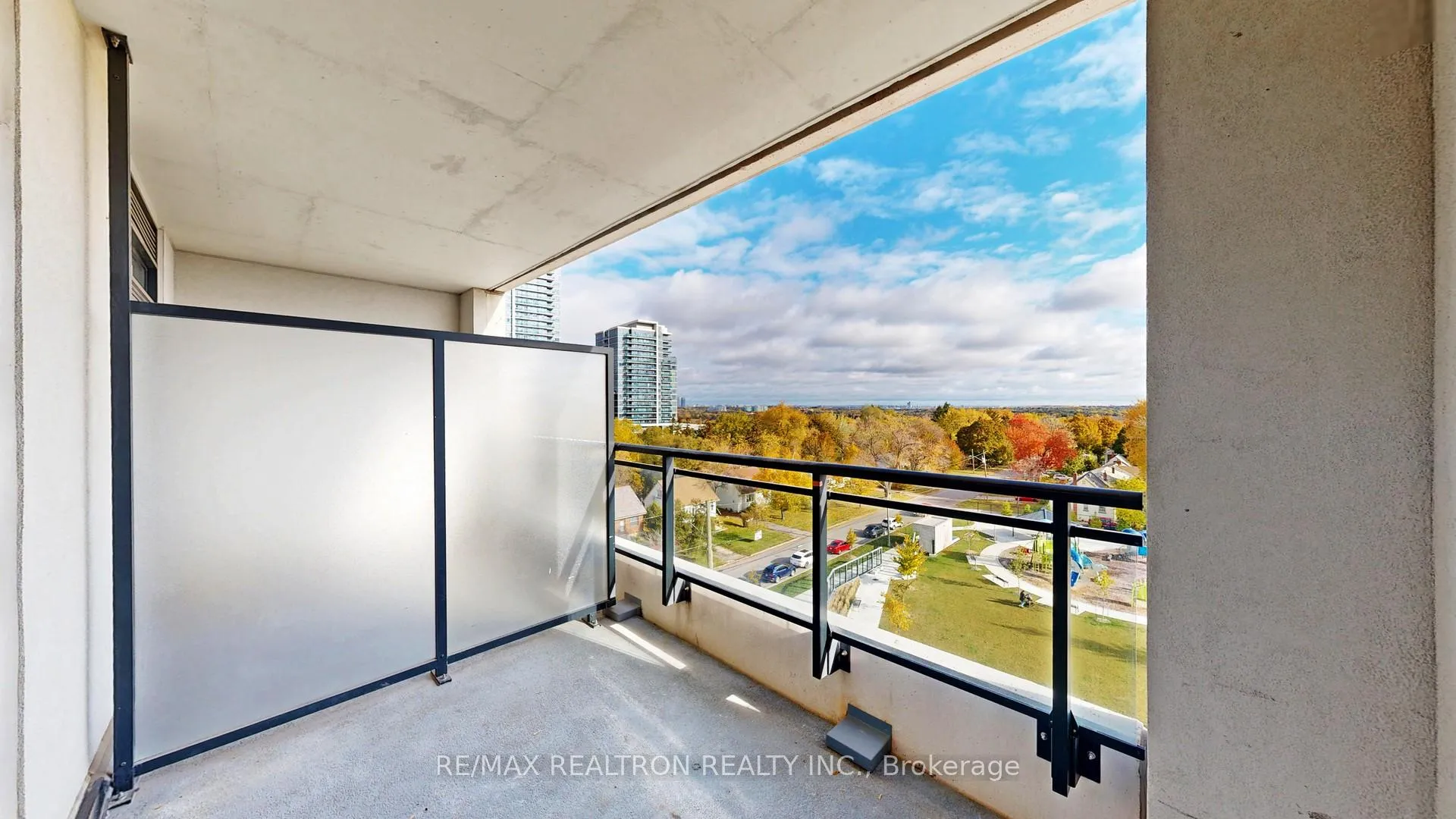 Photo 16 of Unit 608, 1 Grandview Avenue, Markham, Thornhill — HOMEH