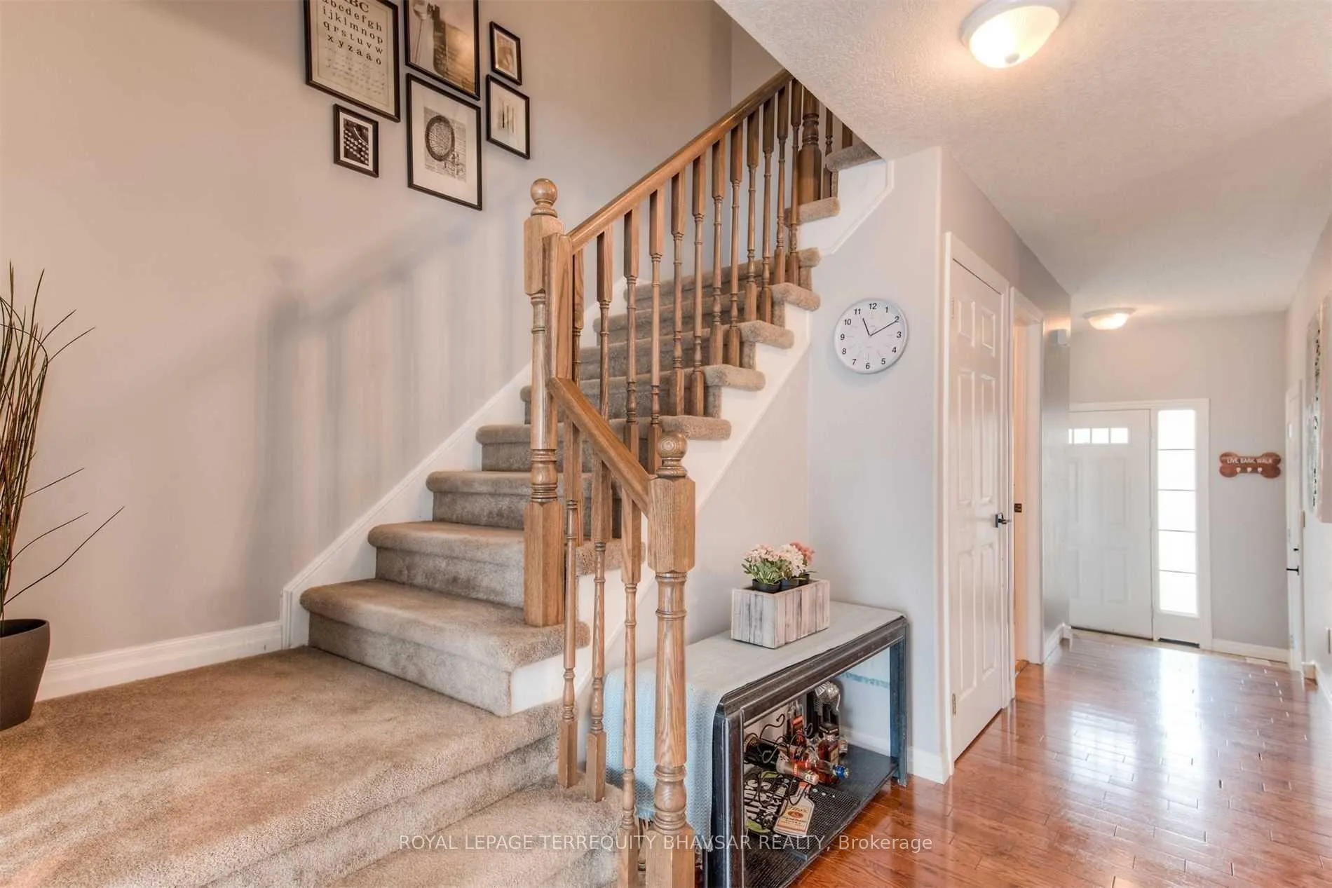 Photo 17 of 57 Rockcliffe Drive, Kitchener — HOMEH