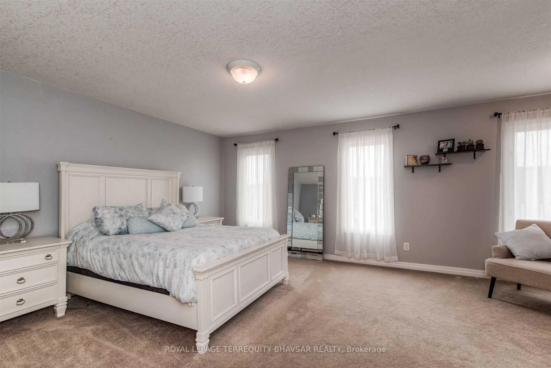 Photo 19 of 57 Rockcliffe Drive, Kitchener — HOMEH
