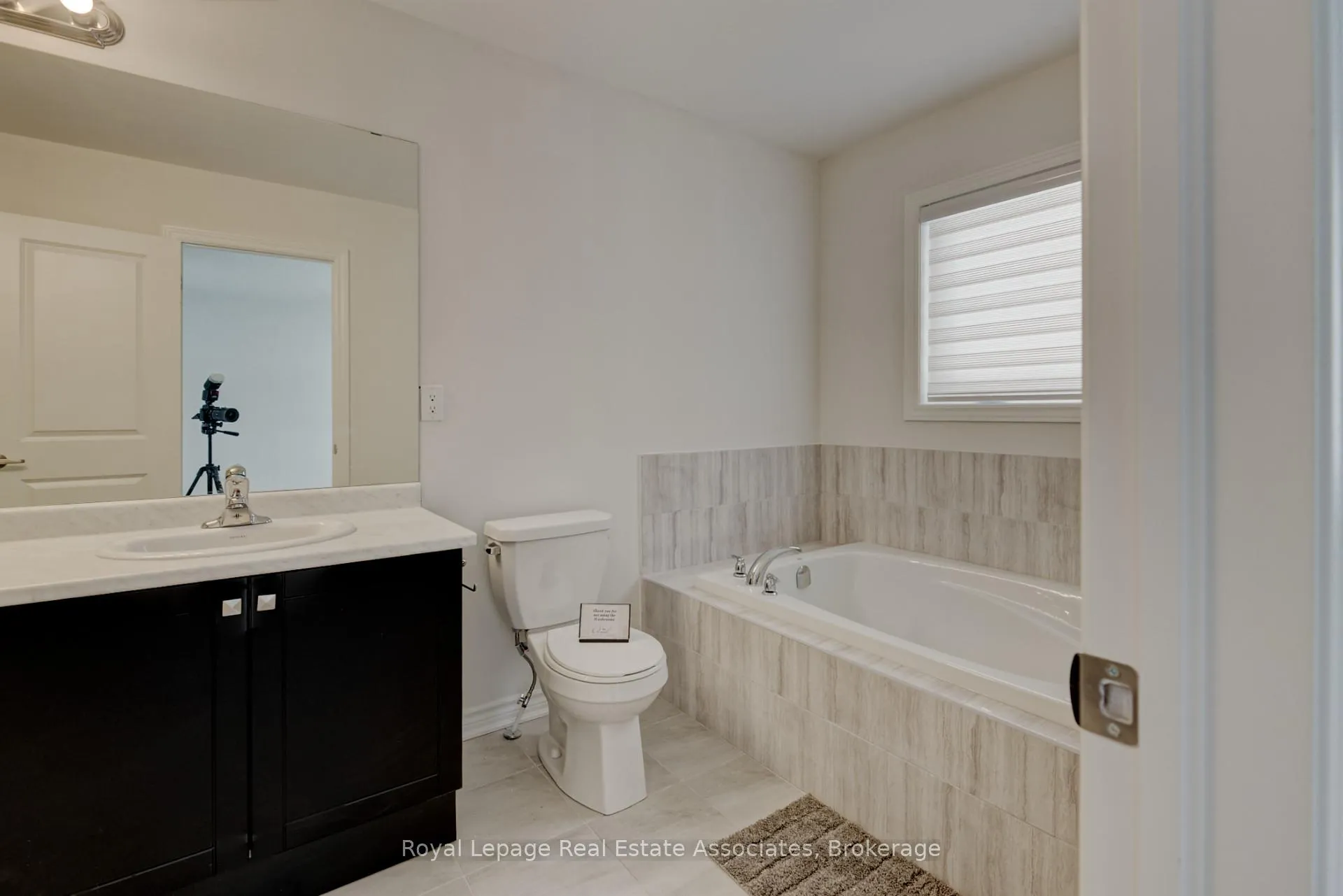 Photo 20 of 121 Sapphire Way, Thorold, Rolling Meadows — HOMEH