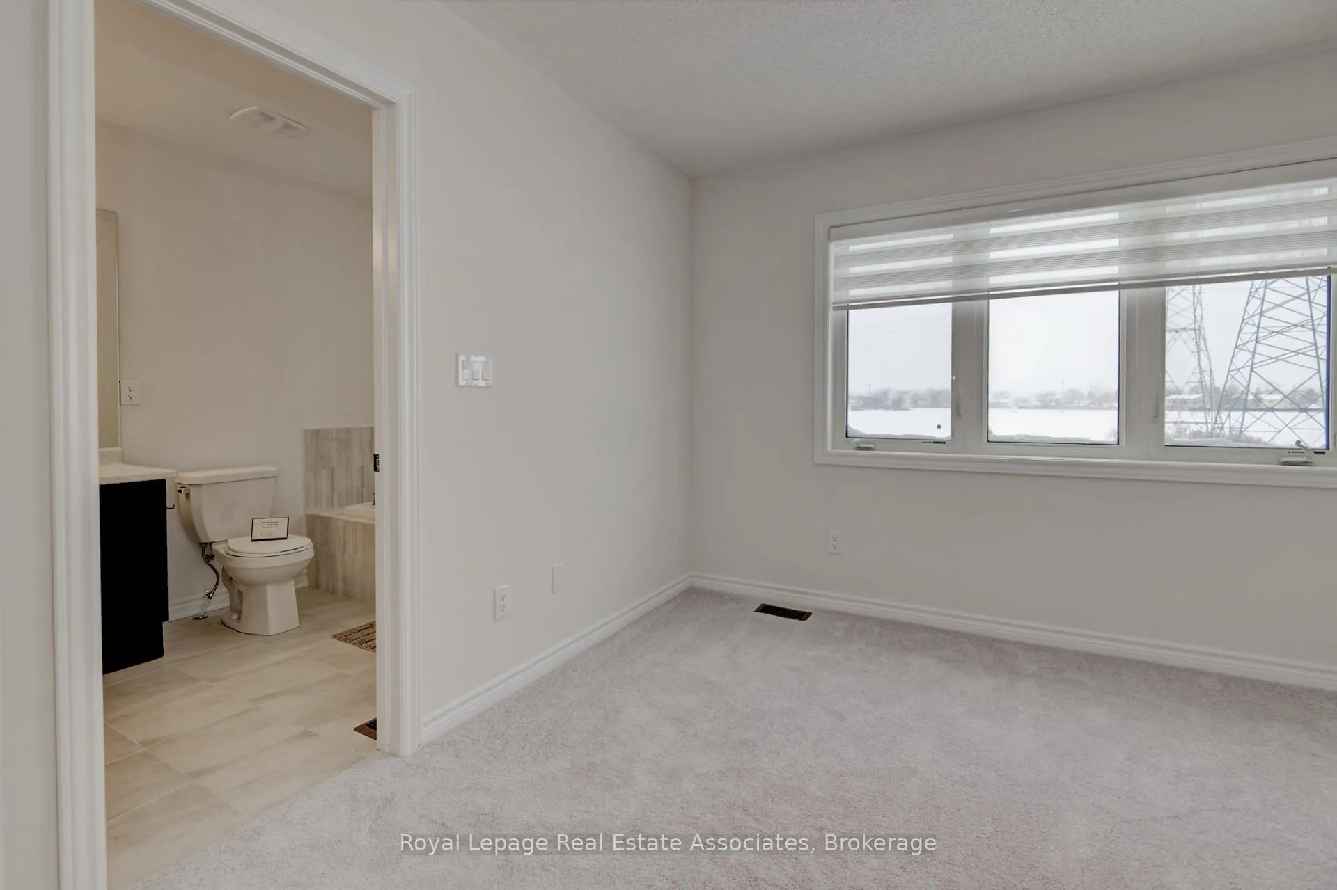 Photo 28 of 121 Sapphire Way, Thorold, Rolling Meadows — HOMEH