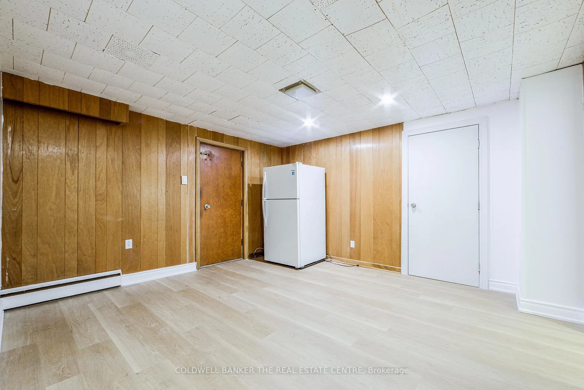 Photo 3 of Unit Lower Level, 77 Perivale Crescent, Scarborough, Bendale — HOMEH
