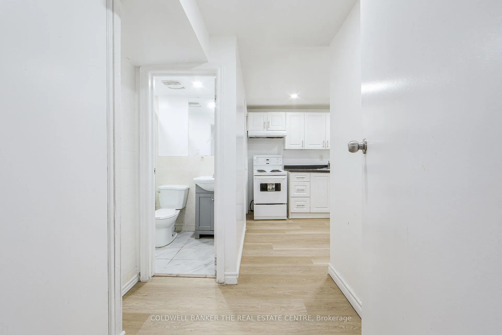 Photo 8 of Unit Lower Level, 77 Perivale Crescent, Scarborough, Bendale — HOMEH
